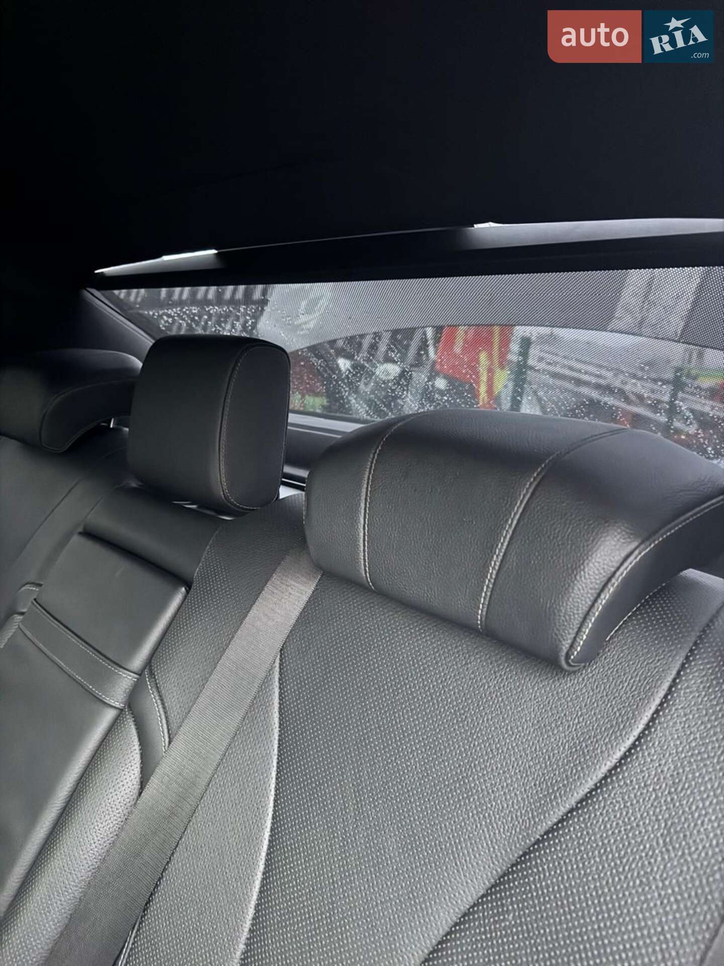 Mercedes-Benz S-Class 2019 VIN WDDUG6GB7KA488857 фото оголошення 13 з 20