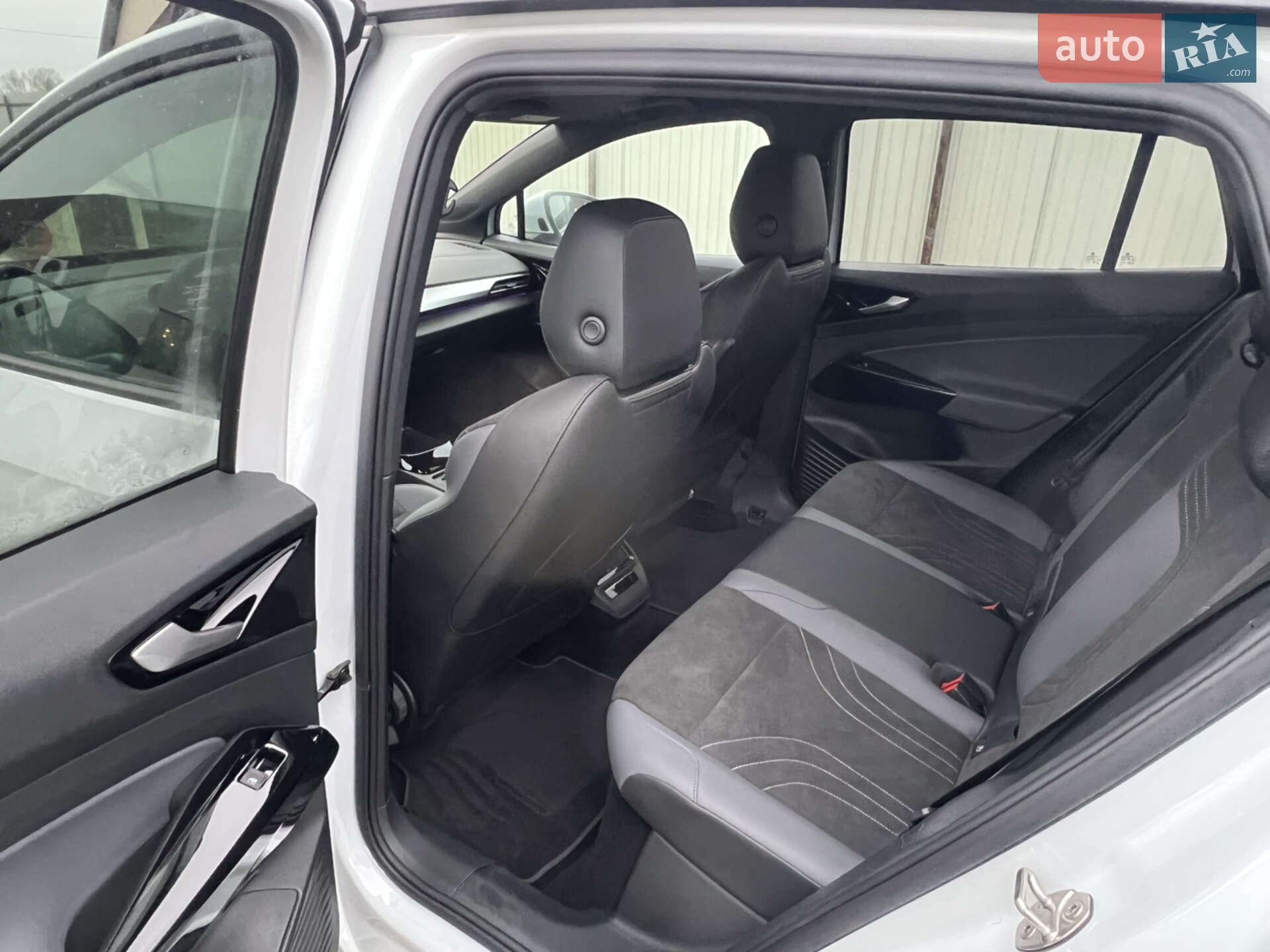 Volkswagen ID.4 2024 VIN WVGZZZE23SE004508 фото оголошення 18 з 44