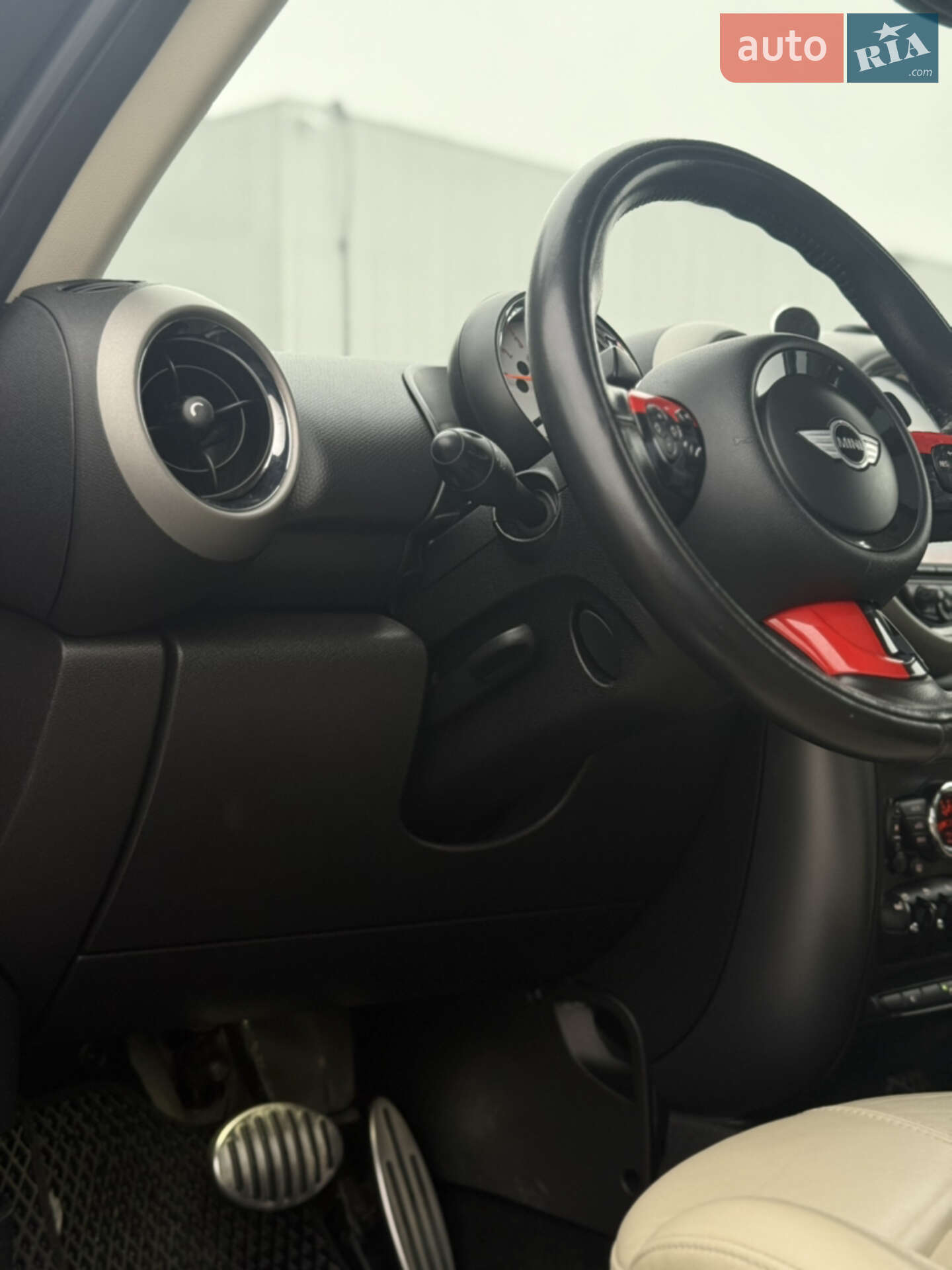 MINI Cooper 2012 VIN WMWZC3C51CWL82755 фото оголошення 23 з 29