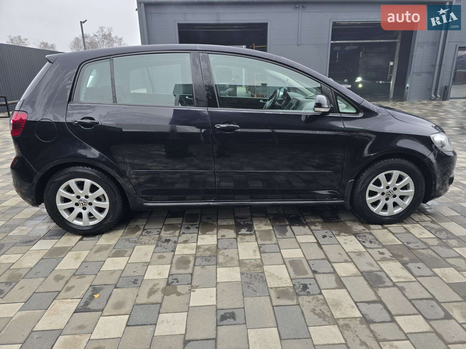 Volkswagen Golf Plus 2010 VIN WVWZZZ1KZBW536052 фото оголошення 2 з 17