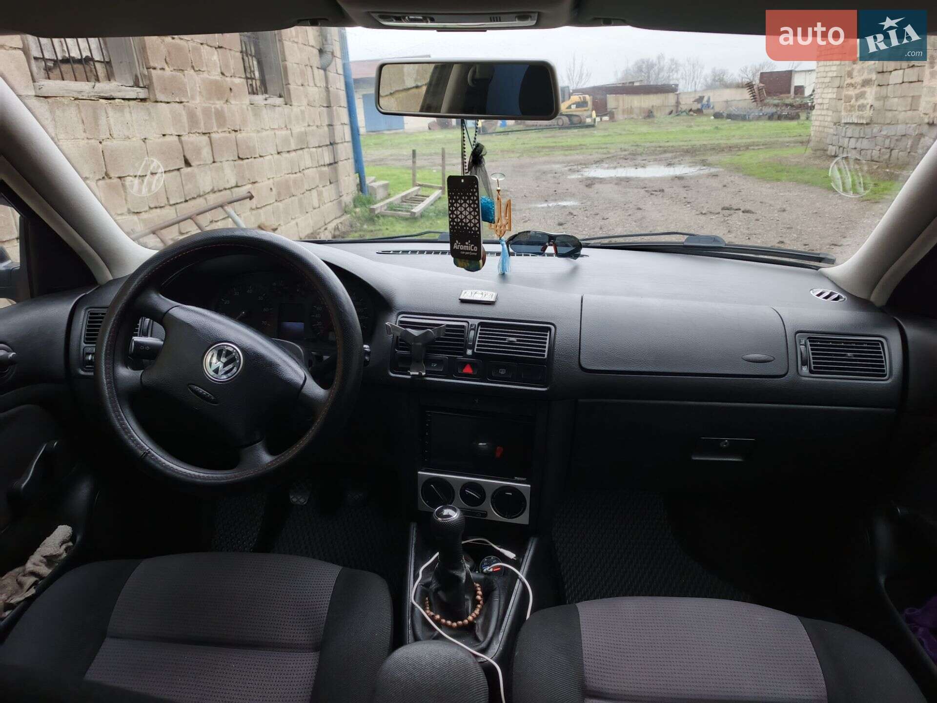 Volkswagen Golf 2000 VIN WVWZZZ1JZYU563075 фото оголошення 17 з 20