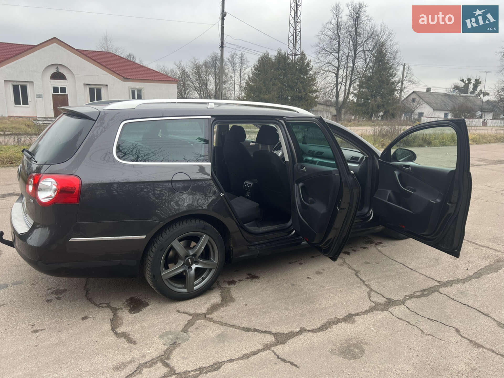 Volkswagen Passat 2010 VIN WVWZZZ3CZAE196907 фото оголошення 10 з 17