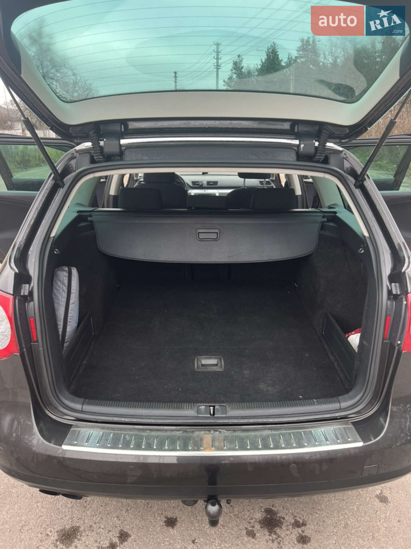 Volkswagen Passat 2010 VIN WVWZZZ3CZAE196907 фото оголошення 11 з 17