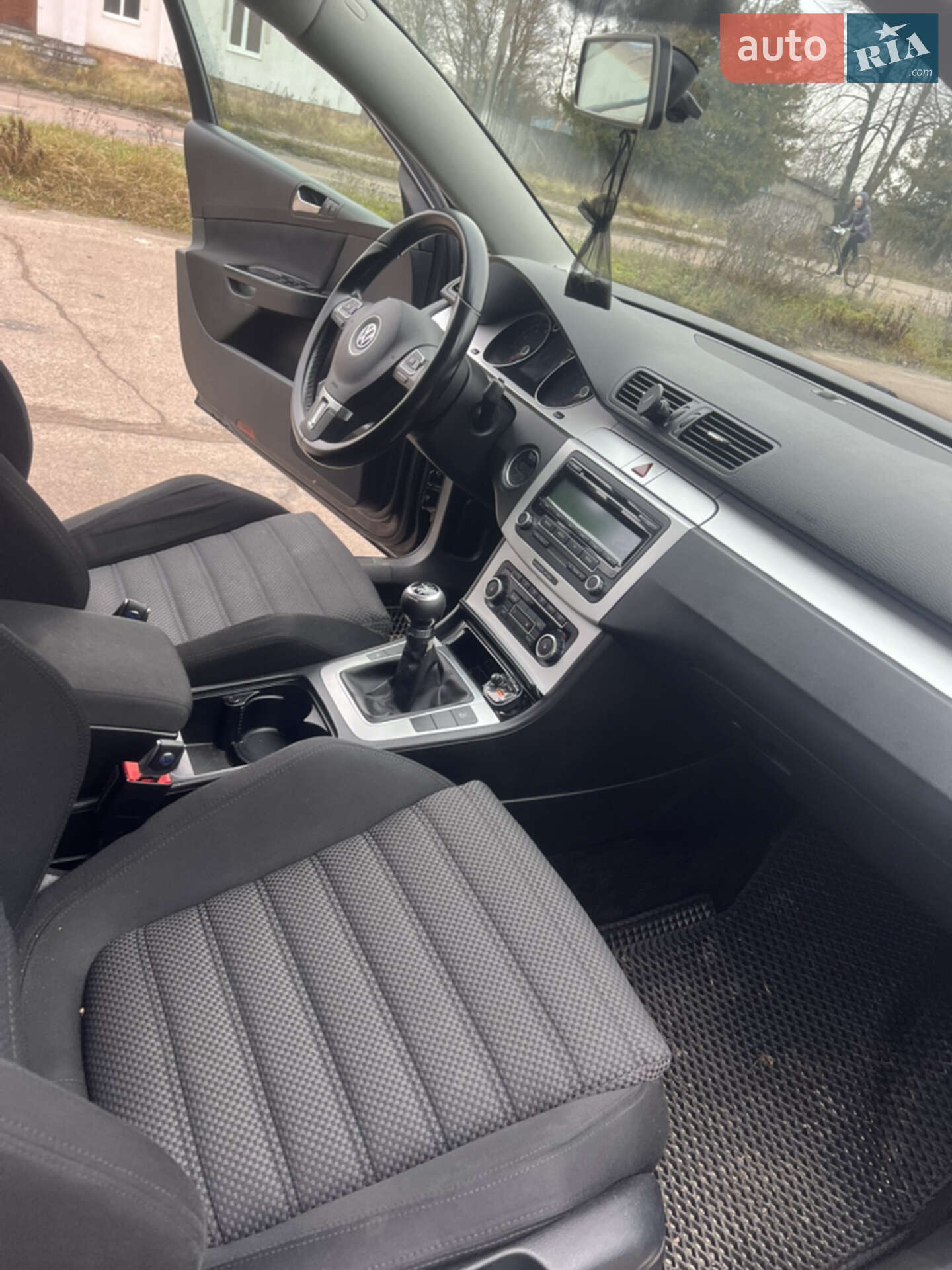 Volkswagen Passat 2010 VIN WVWZZZ3CZAE196907 фото оголошення 14 з 17