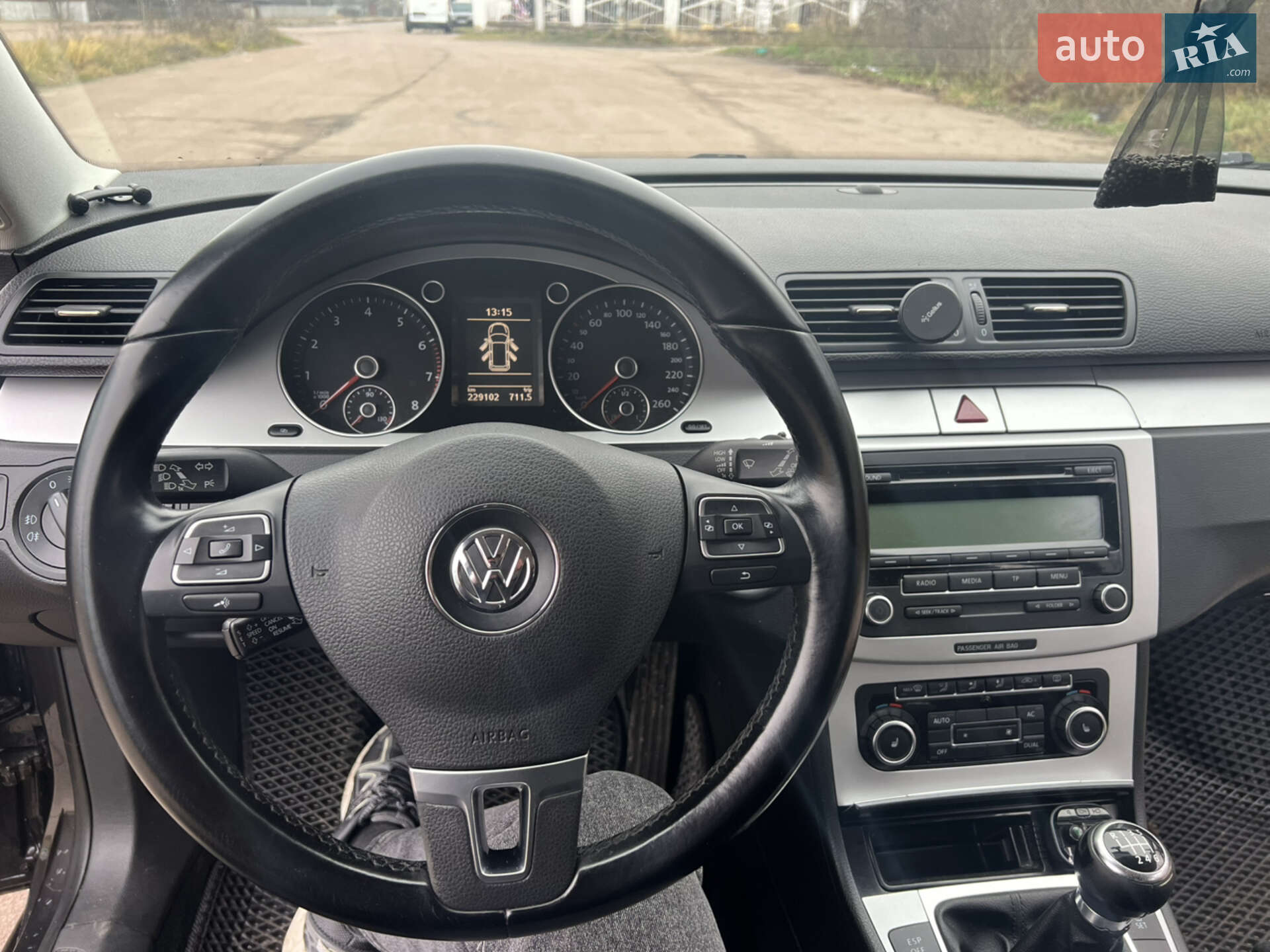 Volkswagen Passat 2010 VIN WVWZZZ3CZAE196907 фото оголошення 16 з 17