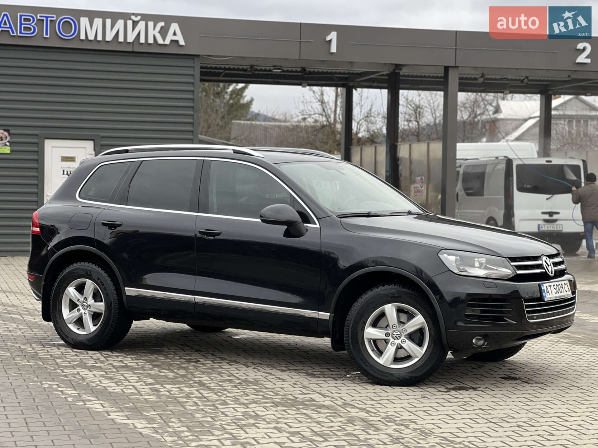 Volkswagen Touareg 2011 VIN WVGZZZ7PZBD046392 фото оголошення 7 з 31