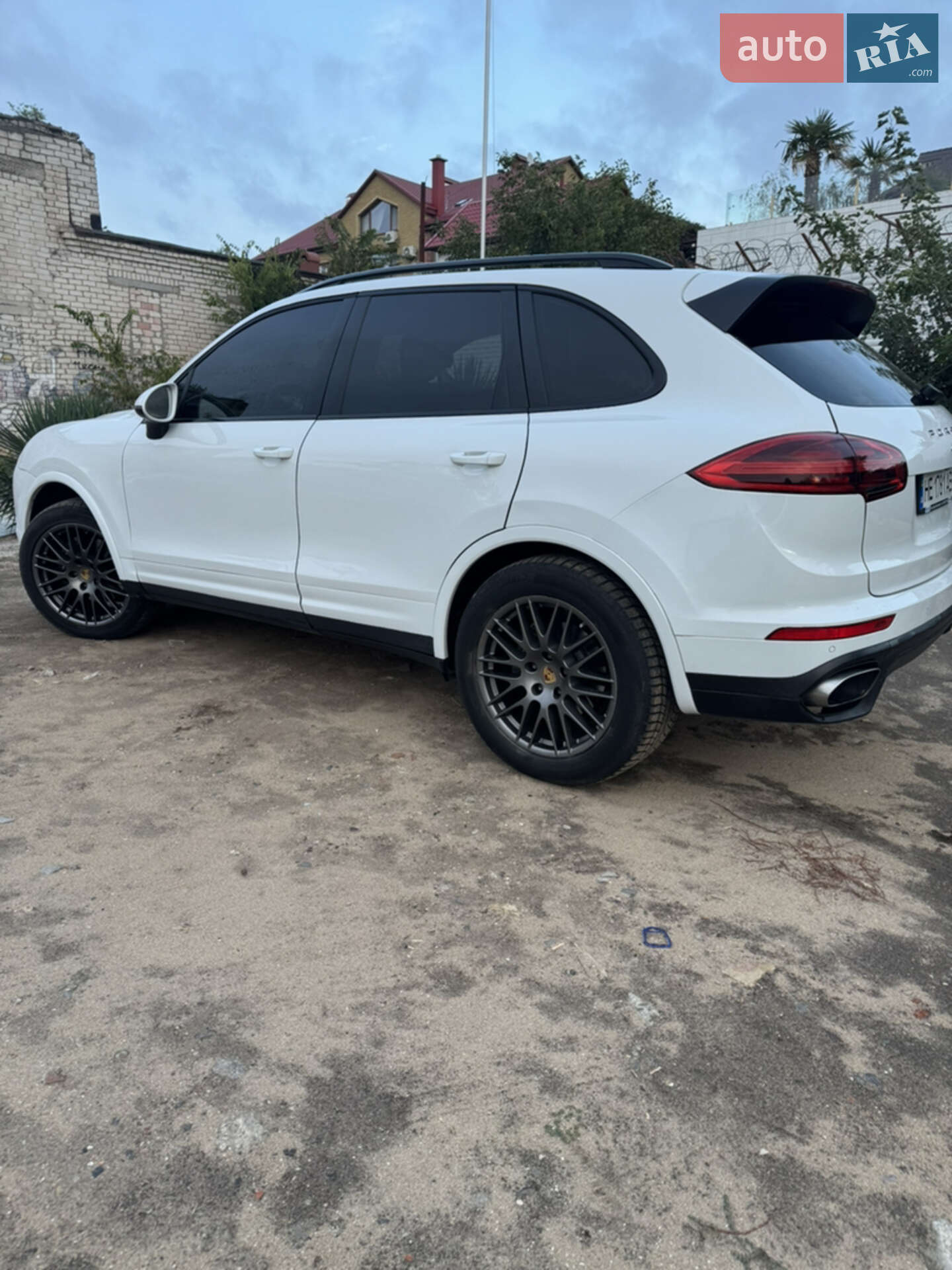 Porsche Cayenne 2016 VIN WP1ZZZ92ZHKA81712 фото оголошення 24 з 24