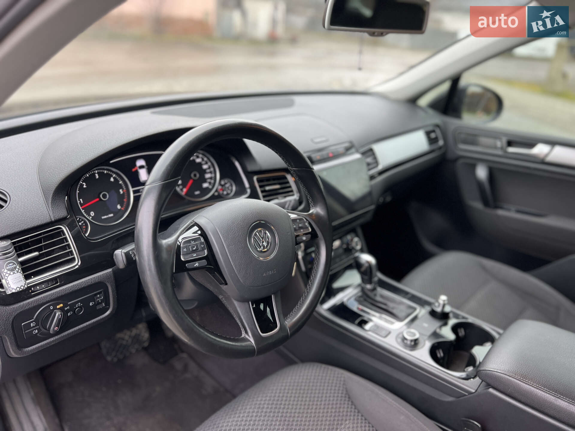 Volkswagen Touareg 2011 VIN WVGZZZ7PZBD046392 фото оголошення 13 з 31