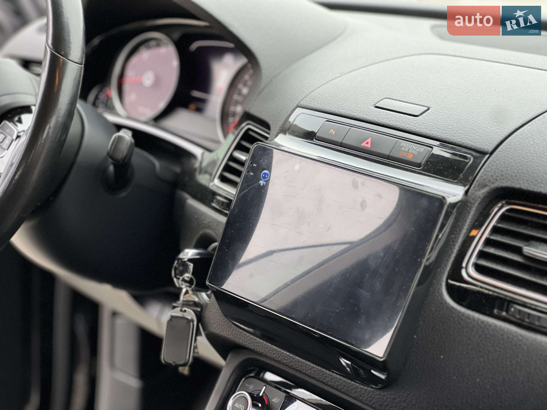 Volkswagen Touareg 2011 VIN WVGZZZ7PZBD046392 фото оголошення 23 з 31