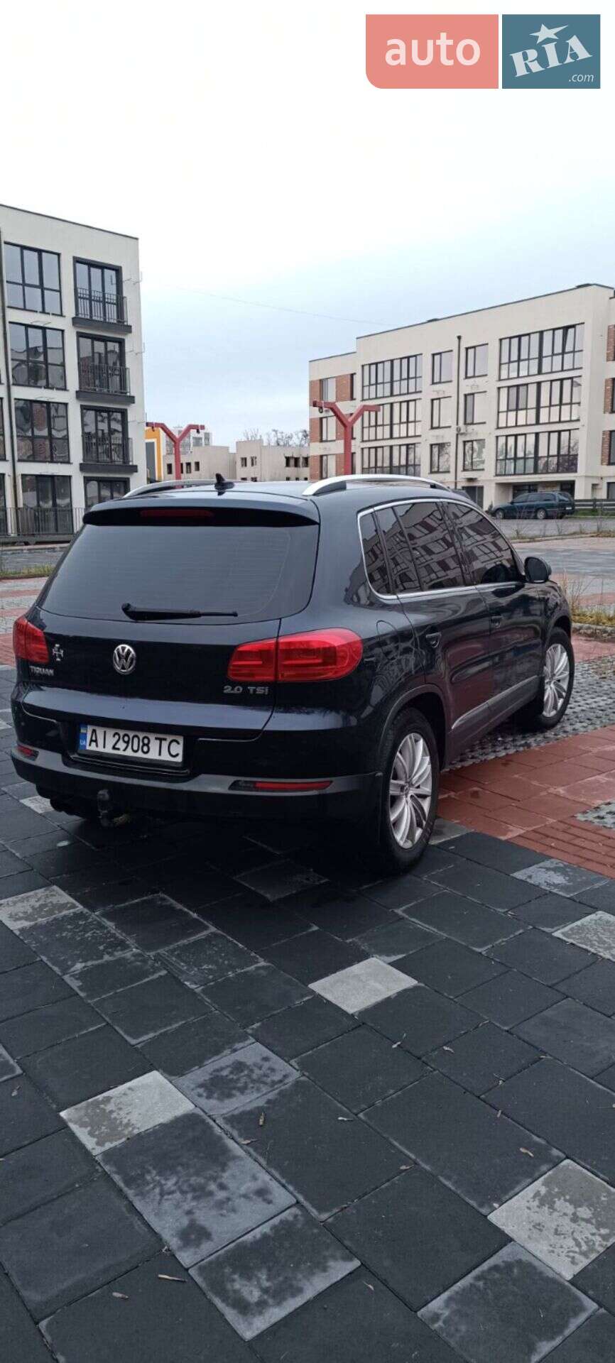Volkswagen Tiguan 2011 VIN WVGAV7AX7CW516637 фото оголошення 9 з 12