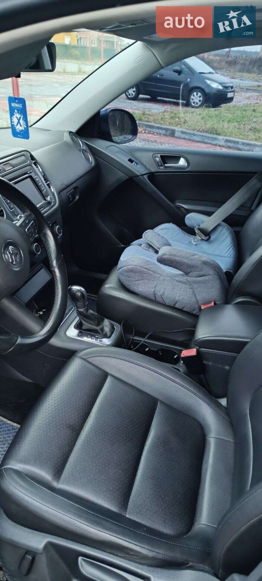 Volkswagen Tiguan 2011 VIN WVGAV7AX7CW516637 фото оголошення 12 з 12