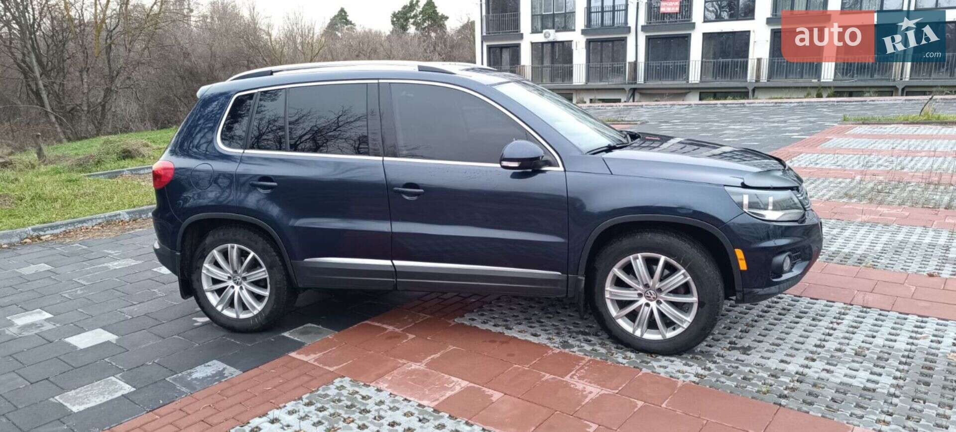 Volkswagen Tiguan 2011 VIN WVGAV7AX7CW516637 фото оголошення 6 з 12