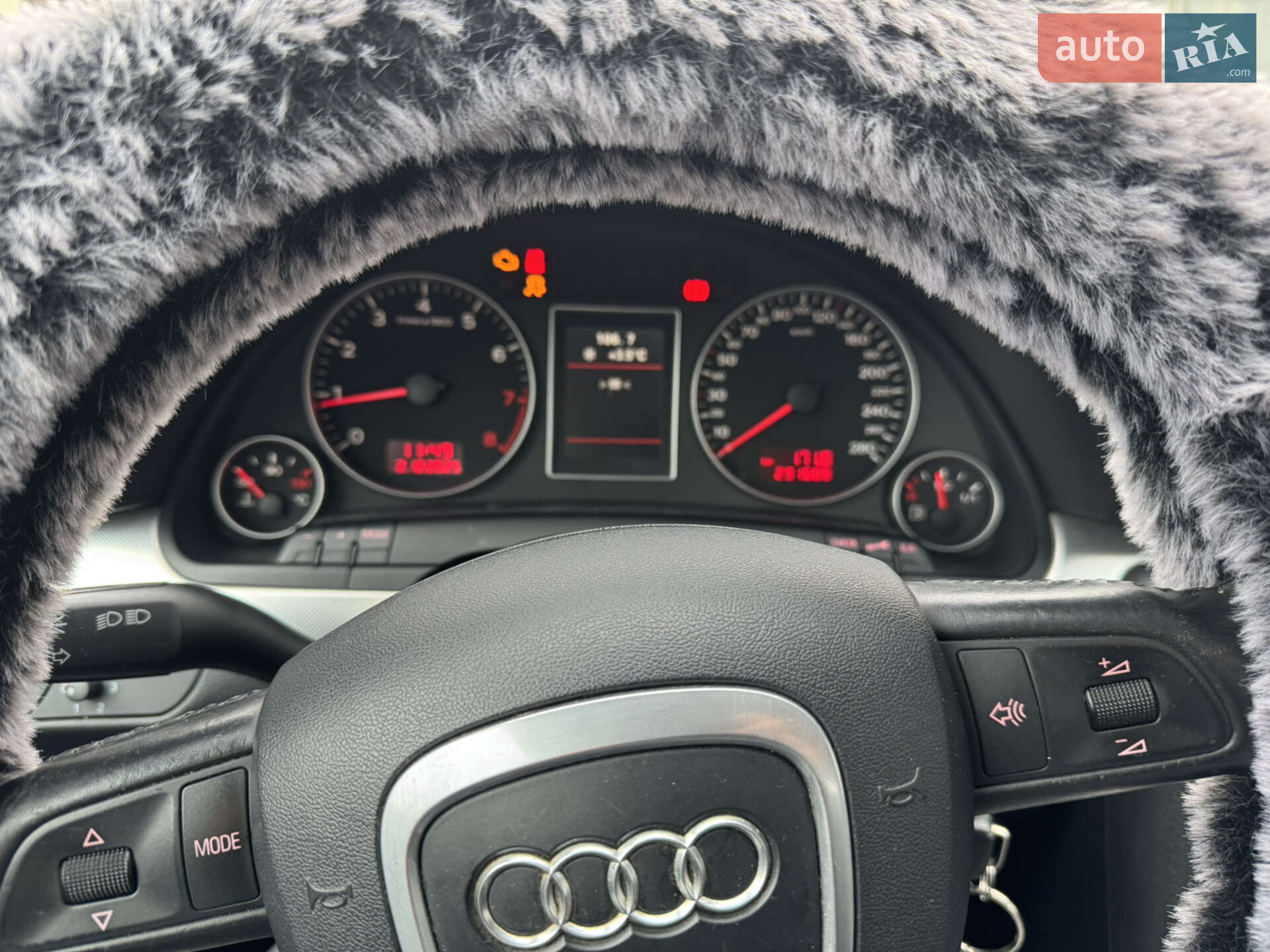Audi A4 2005 VIN WAUZZZ8E25A490005 фото оголошення 7 з 16