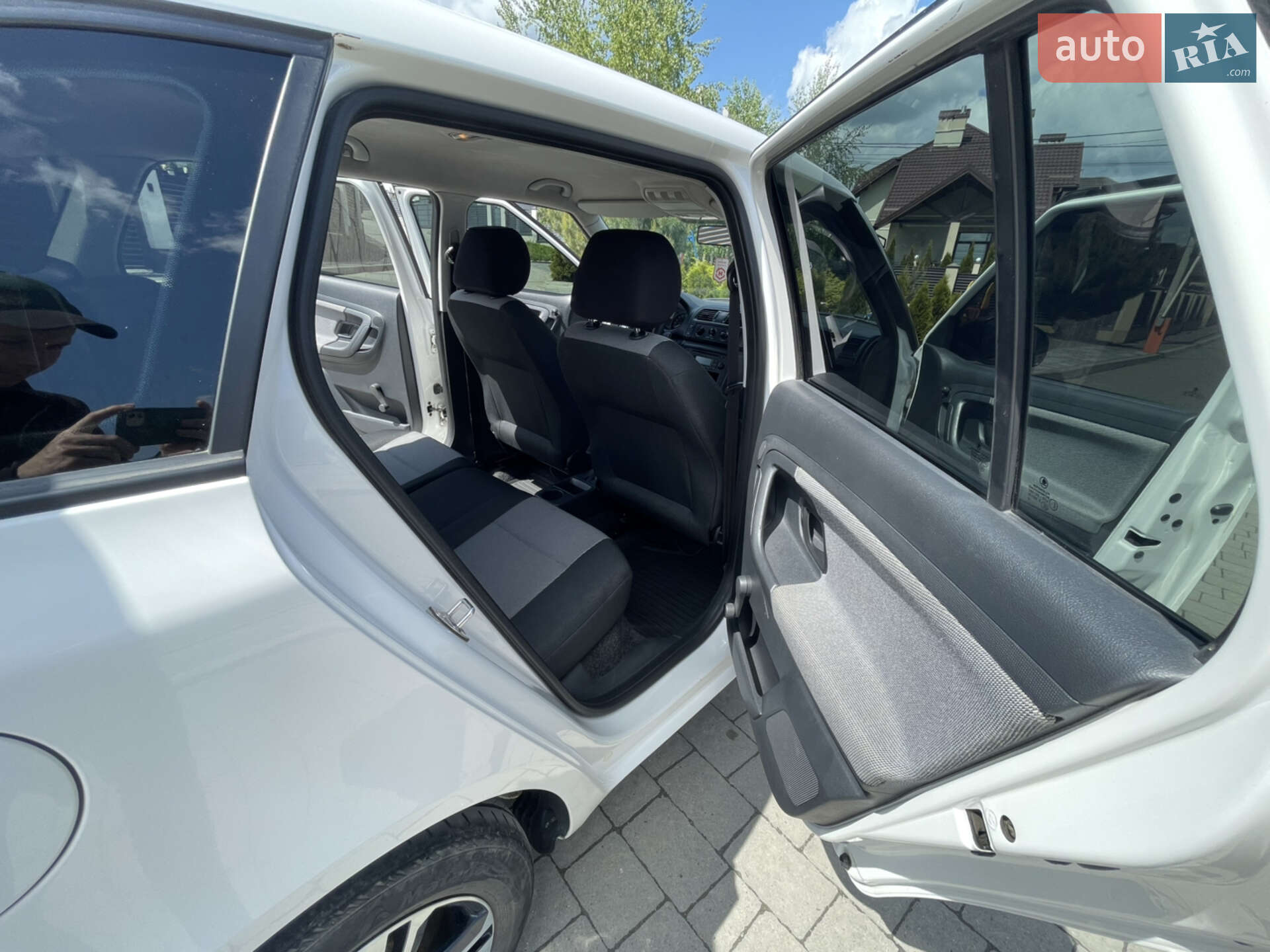Skoda Fabia 2013 VIN TMB1HB5JXE3036441 фото оголошення 10 з 13