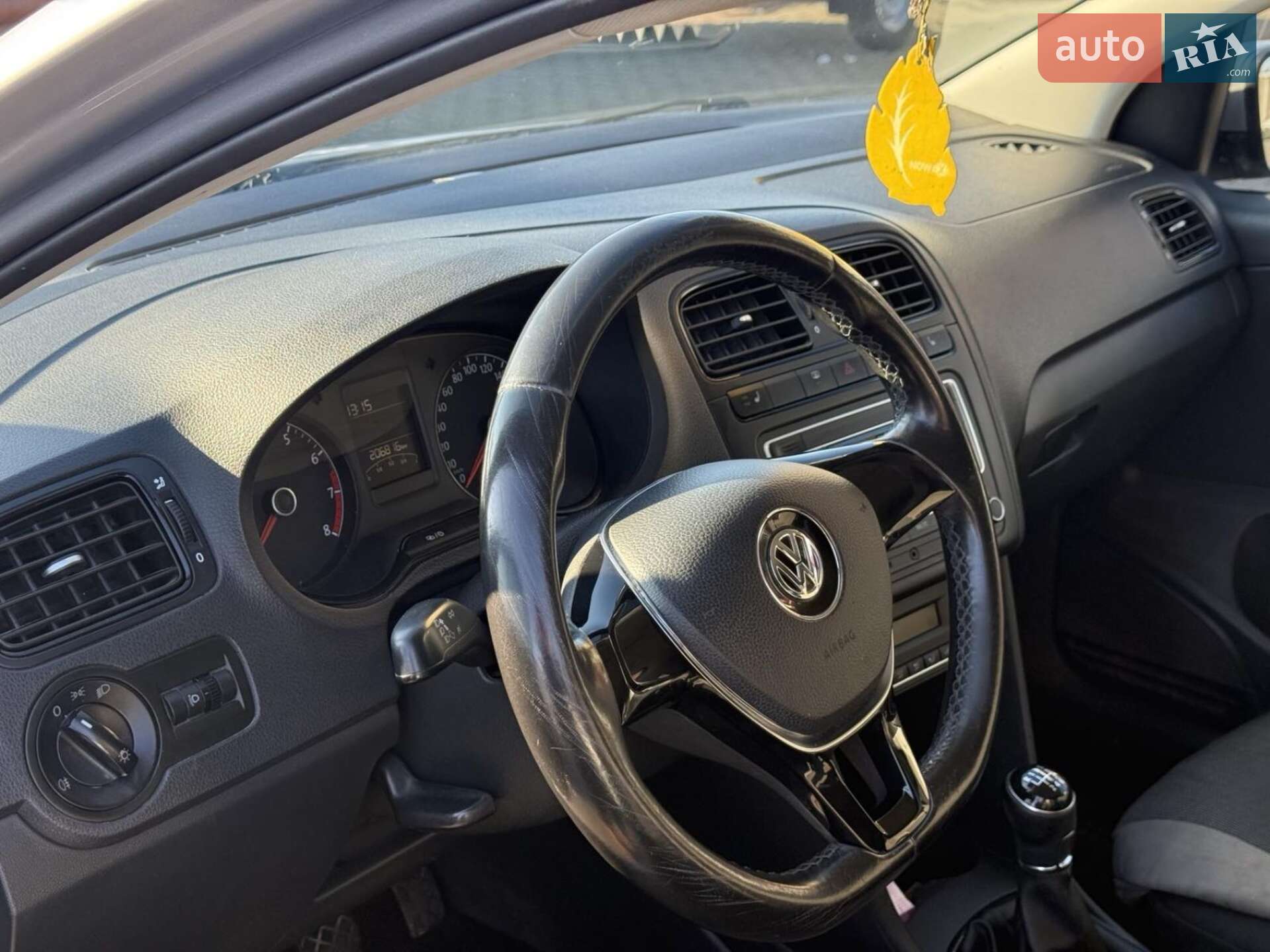 Volkswagen Polo 2018 VIN XW8ZZZ61ZJG036711 фото оголошення 7 з 14