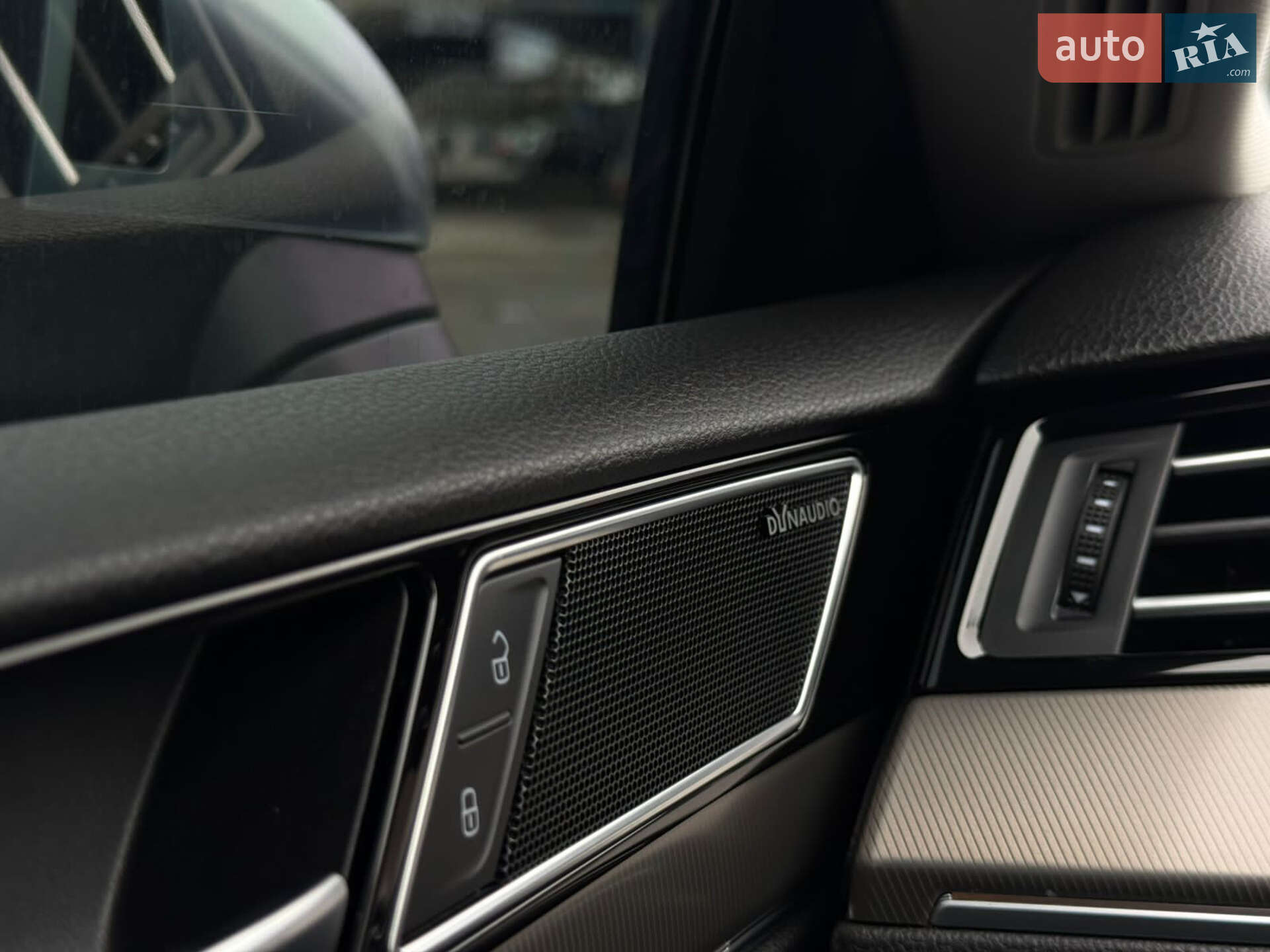Volkswagen Arteon 2019 VIN WVWZZZ3HZKE013620 фото оголошення 11 з 15