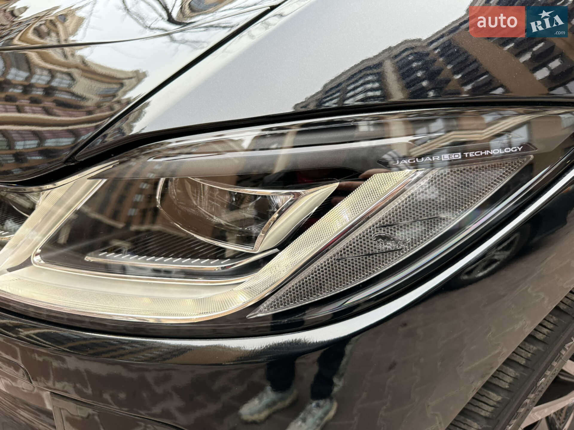 Jaguar I-Pace 2022 VIN SADHA2B14P1625396 фото оголошення 2 з 26
