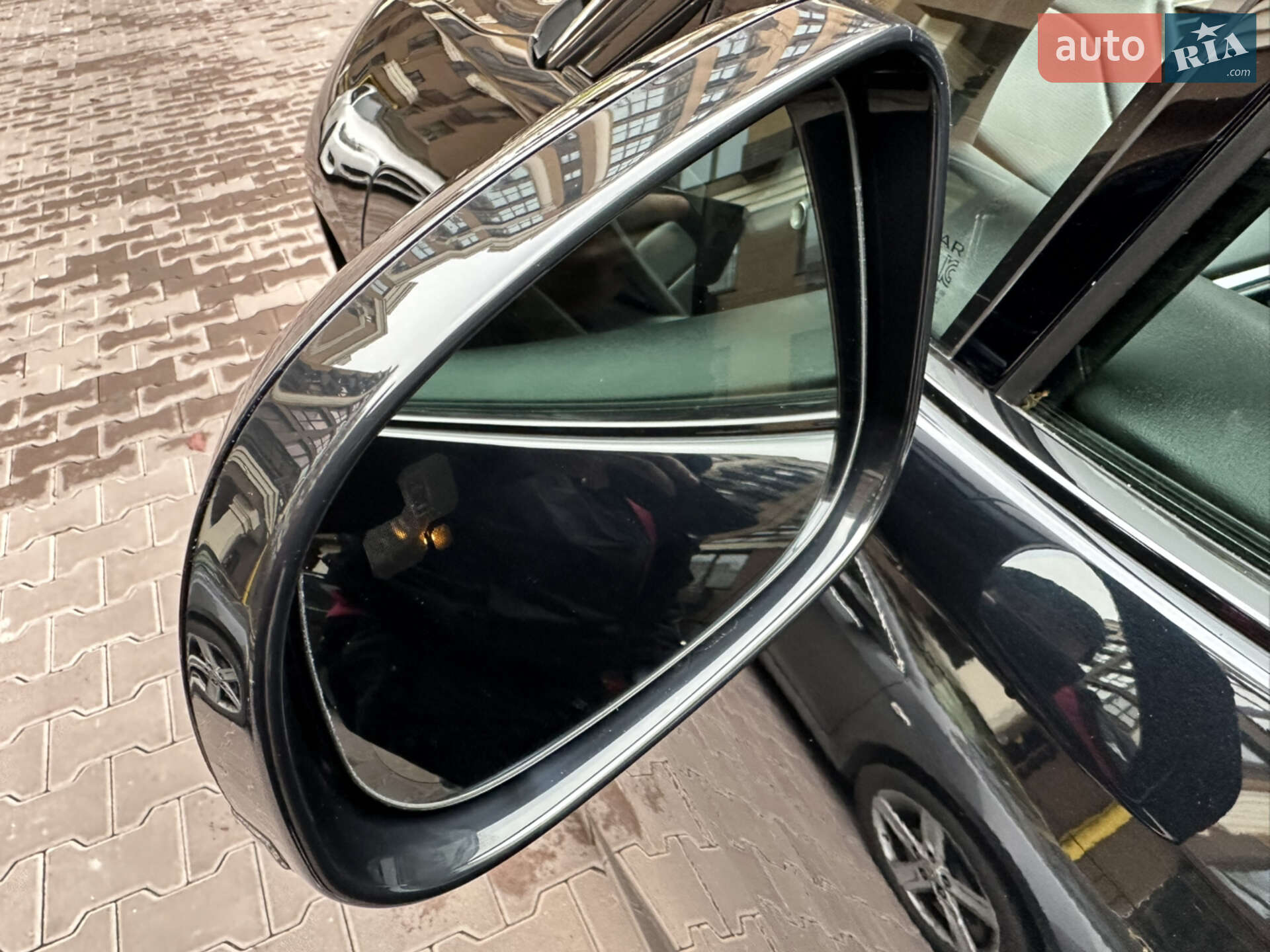 Jaguar I-Pace 2022 VIN SADHA2B14P1625396 фото оголошення 3 з 26