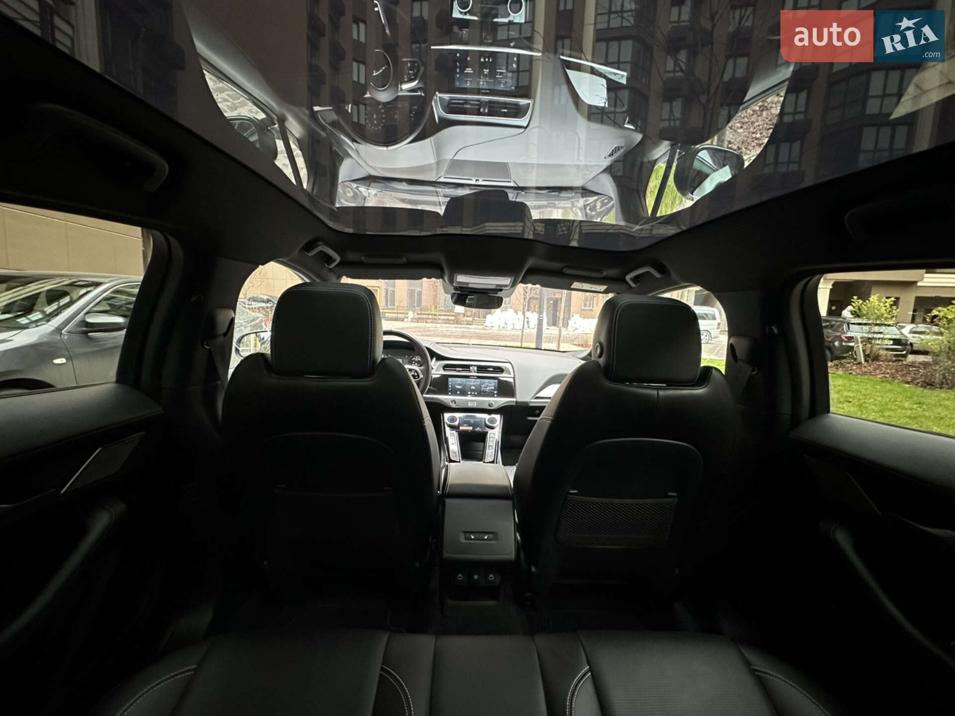 Jaguar I-Pace 2022 VIN SADHA2B14P1625396 фото оголошення 21 з 26