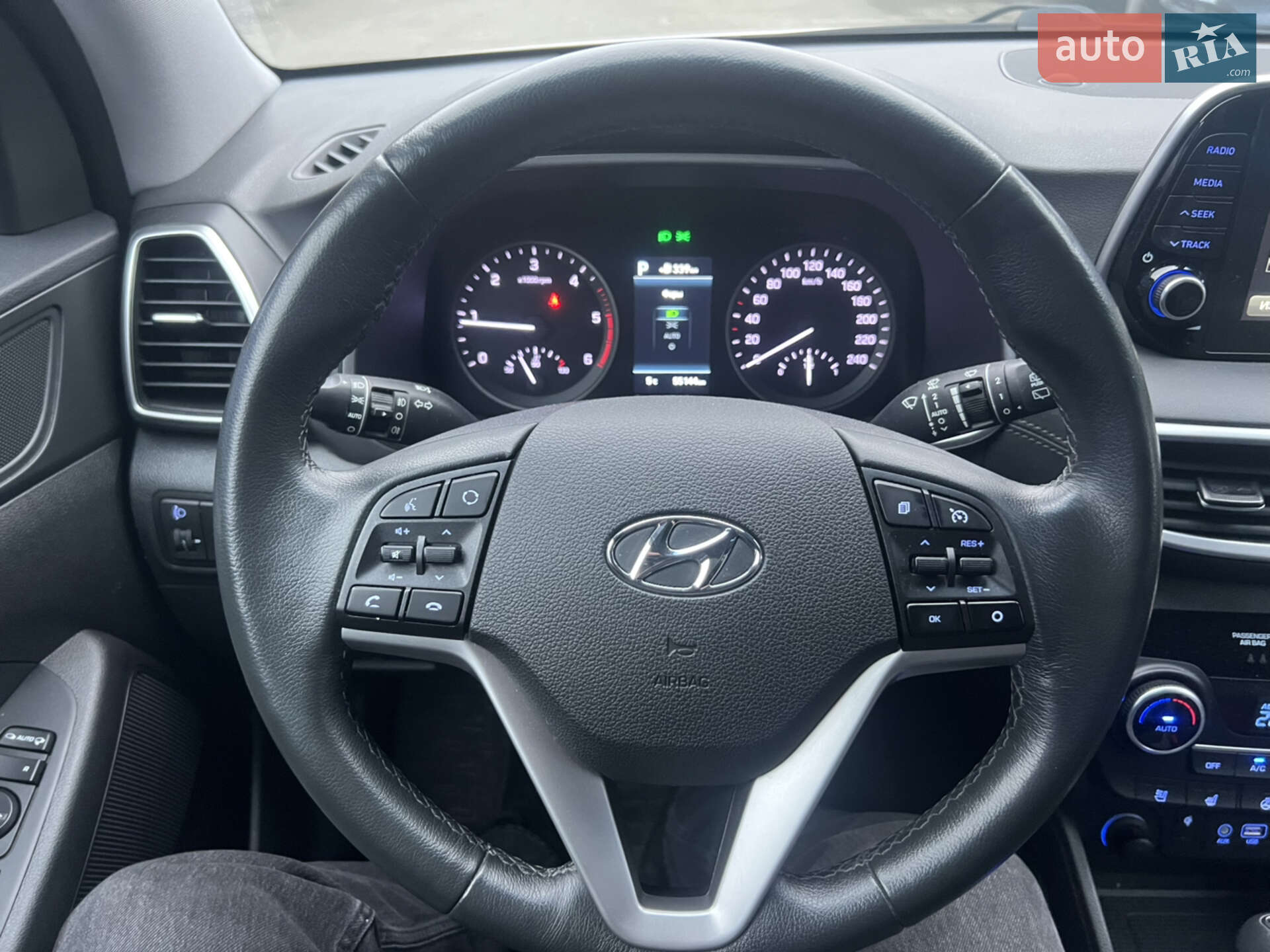 Hyundai Tucson 2019 VIN TMAJ3817GLJ998681 фото оголошення 4 з 25