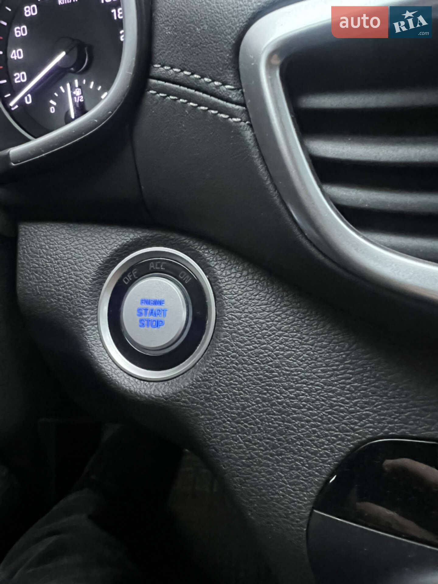 Hyundai Tucson 2019 VIN TMAJ3817GLJ998681 фото оголошення 9 з 25