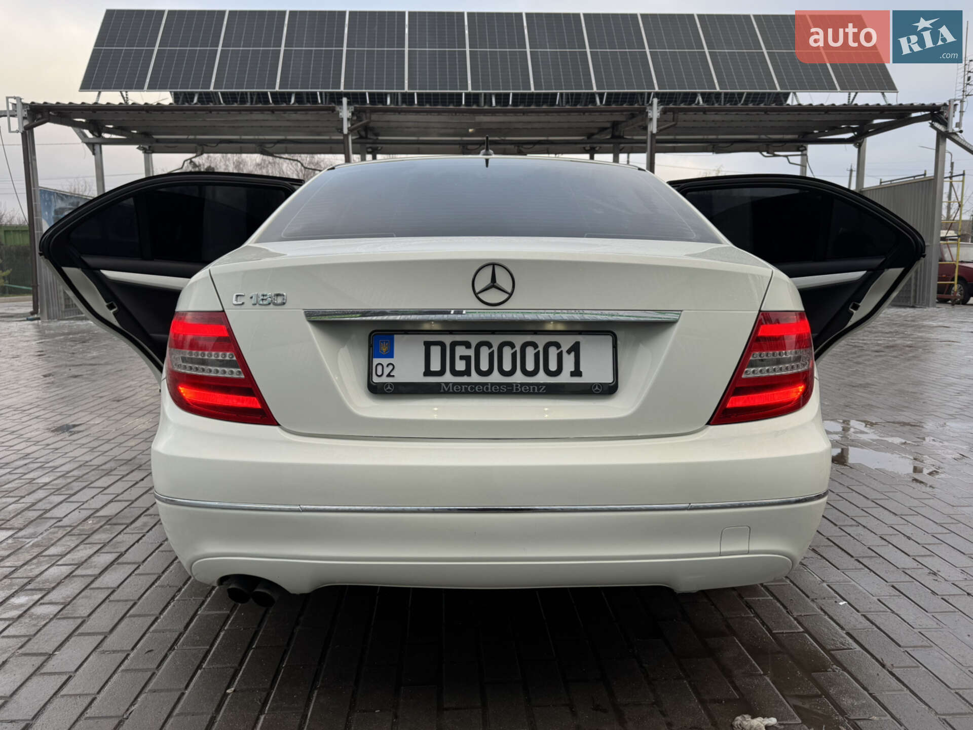 Mercedes-Benz C-Class 2011 VIN WDD2040491A651153 фото оголошення 46 з 260