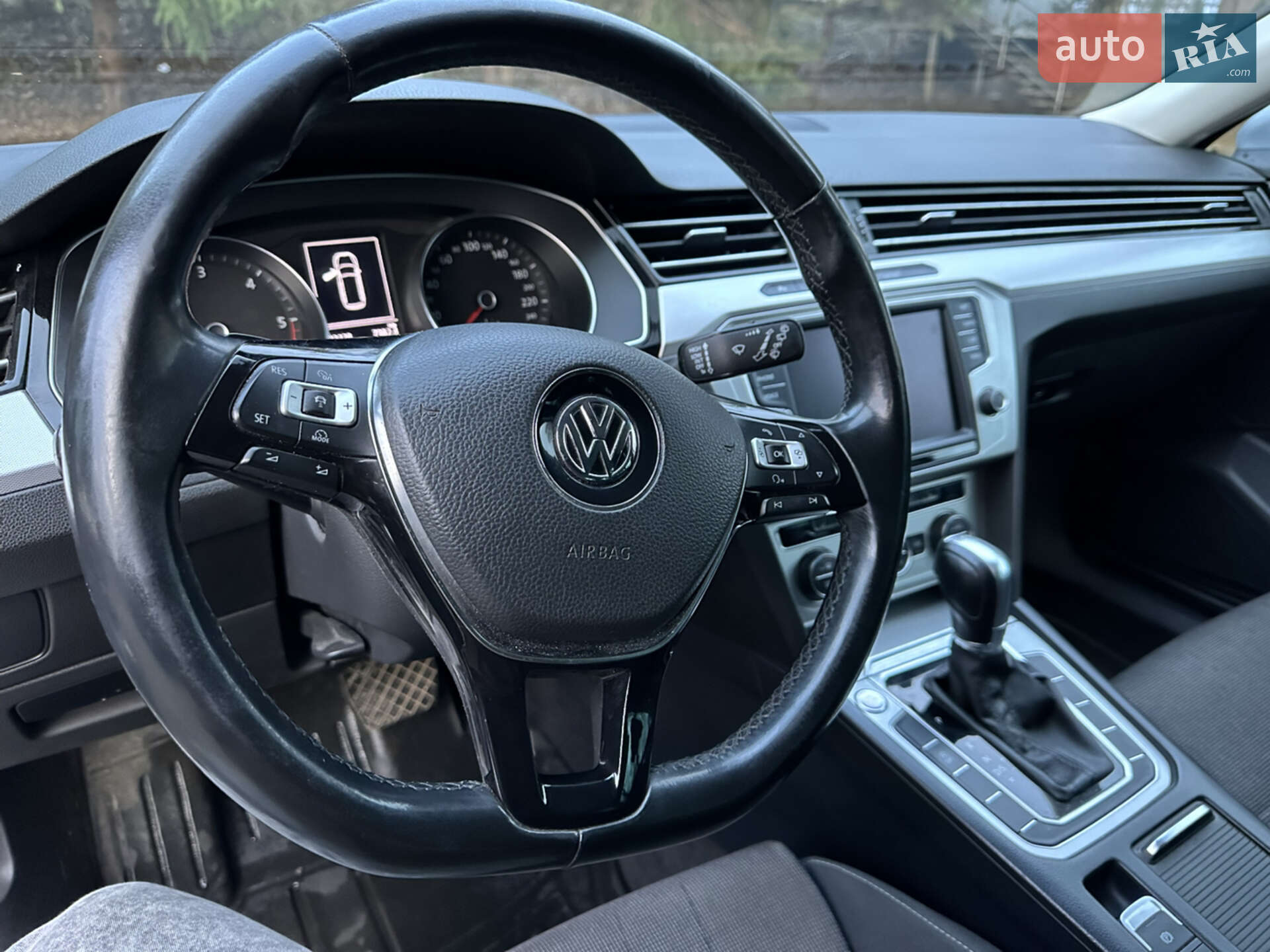 Volkswagen Passat 2014 VIN WVWZZZ3CZFP402458 фото оголошення 13 з 23