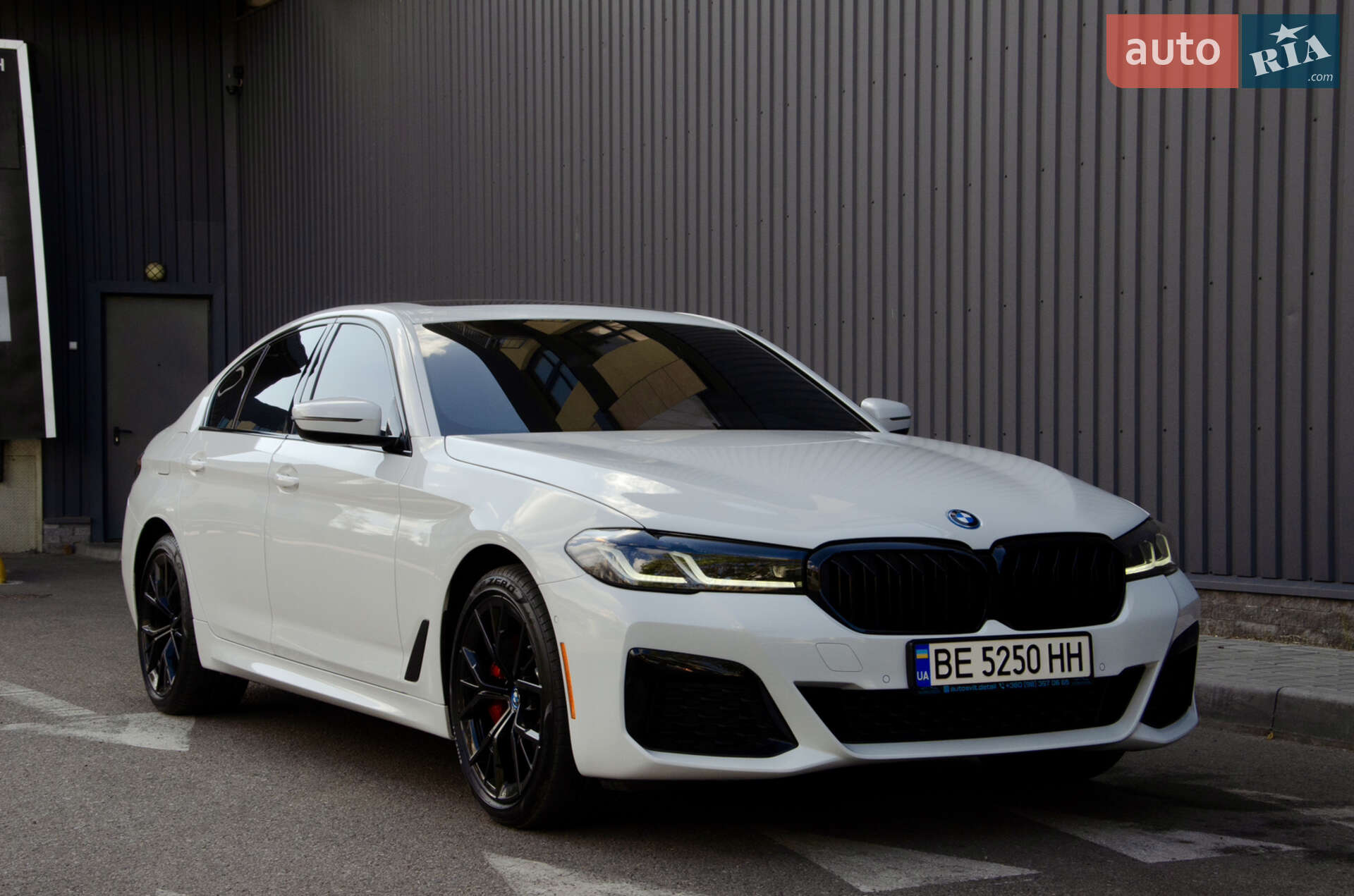 BMW 5 Series 2022 VIN WBA13AG09NCK29030 фото оголошення 5 з 23