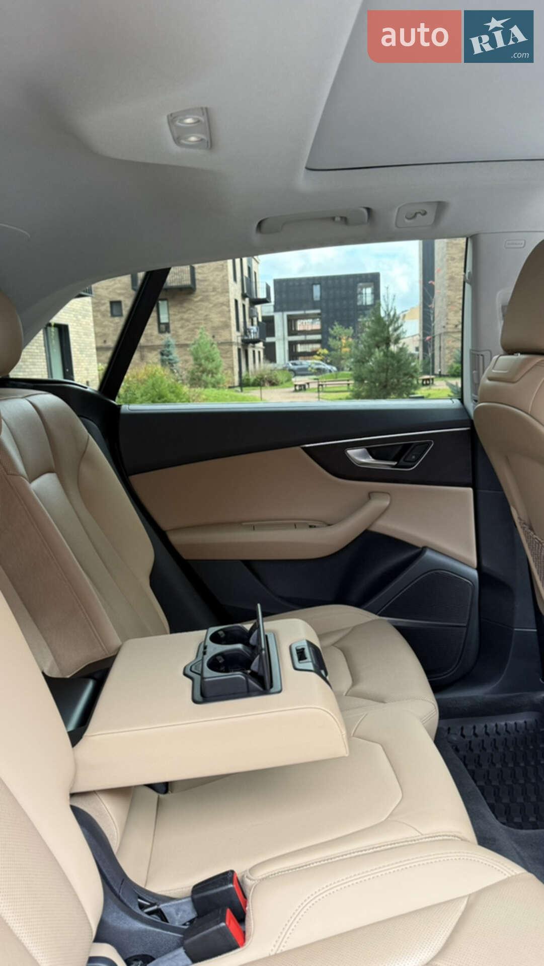 Audi Q8 2019 VIN WA1FVAF17KD039031 фото оголошення 24 з 48