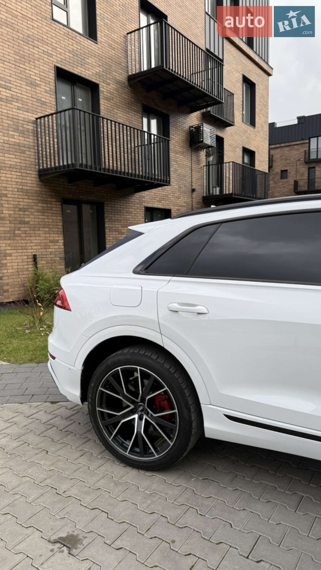 Audi Q8 2019 VIN WA1FVAF17KD039031 фото оголошення 14 з 48