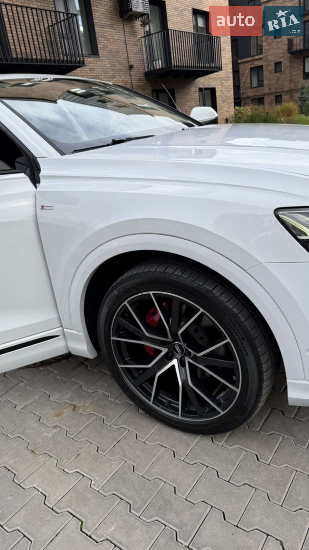 Audi Q8 2019 VIN WA1FVAF17KD039031 фото оголошення 28 з 48