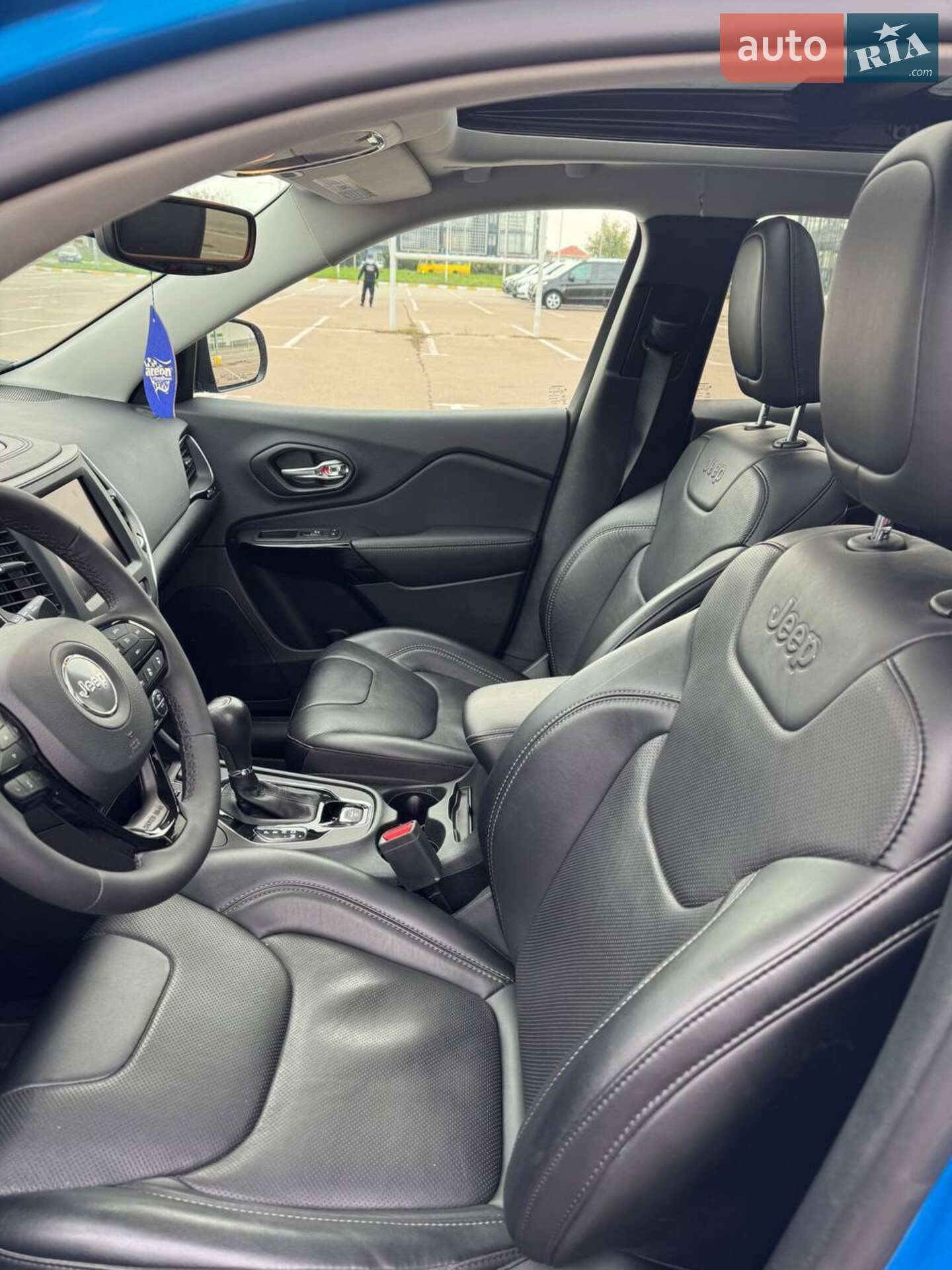 Jeep Cherokee 2023 VIN 1C4PJMMB8PD104673 фото оголошення 14 з 22