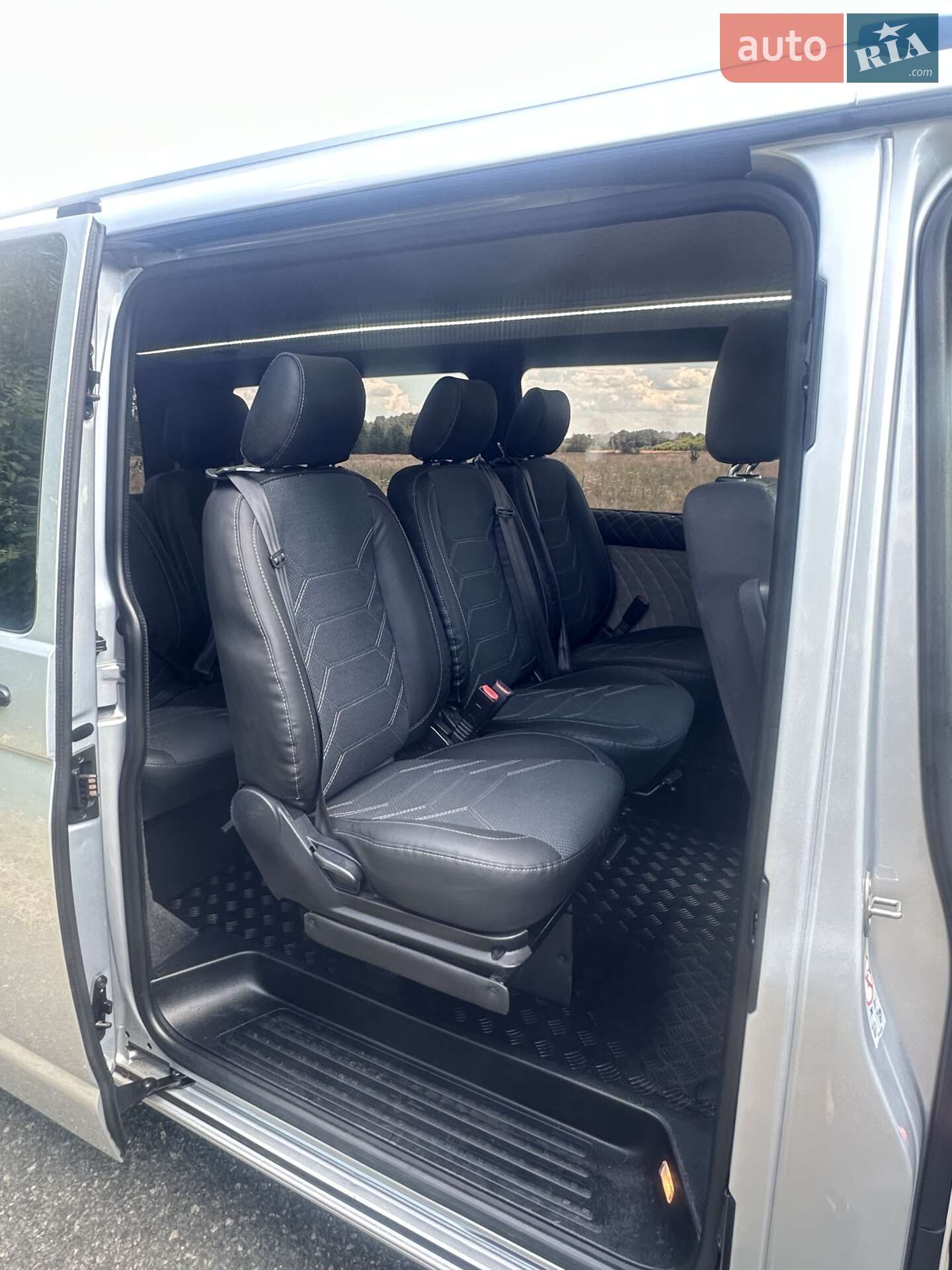 Volkswagen Transporter 2019 VIN WV1ZZZ7HZKH151417 фото оголошення 11 з 13