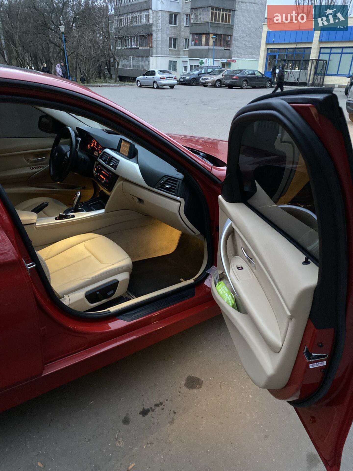 BMW 3 Series 2013 VIN WBA3C1C57DF442209 фото оголошення 3 з 11