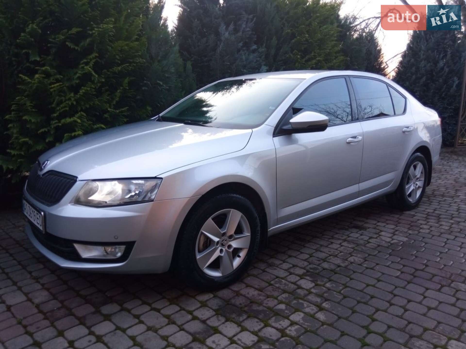 Skoda Octavia 2014 VIN TMBAJ7NE1F0127377 фото оголошення 5 з 24