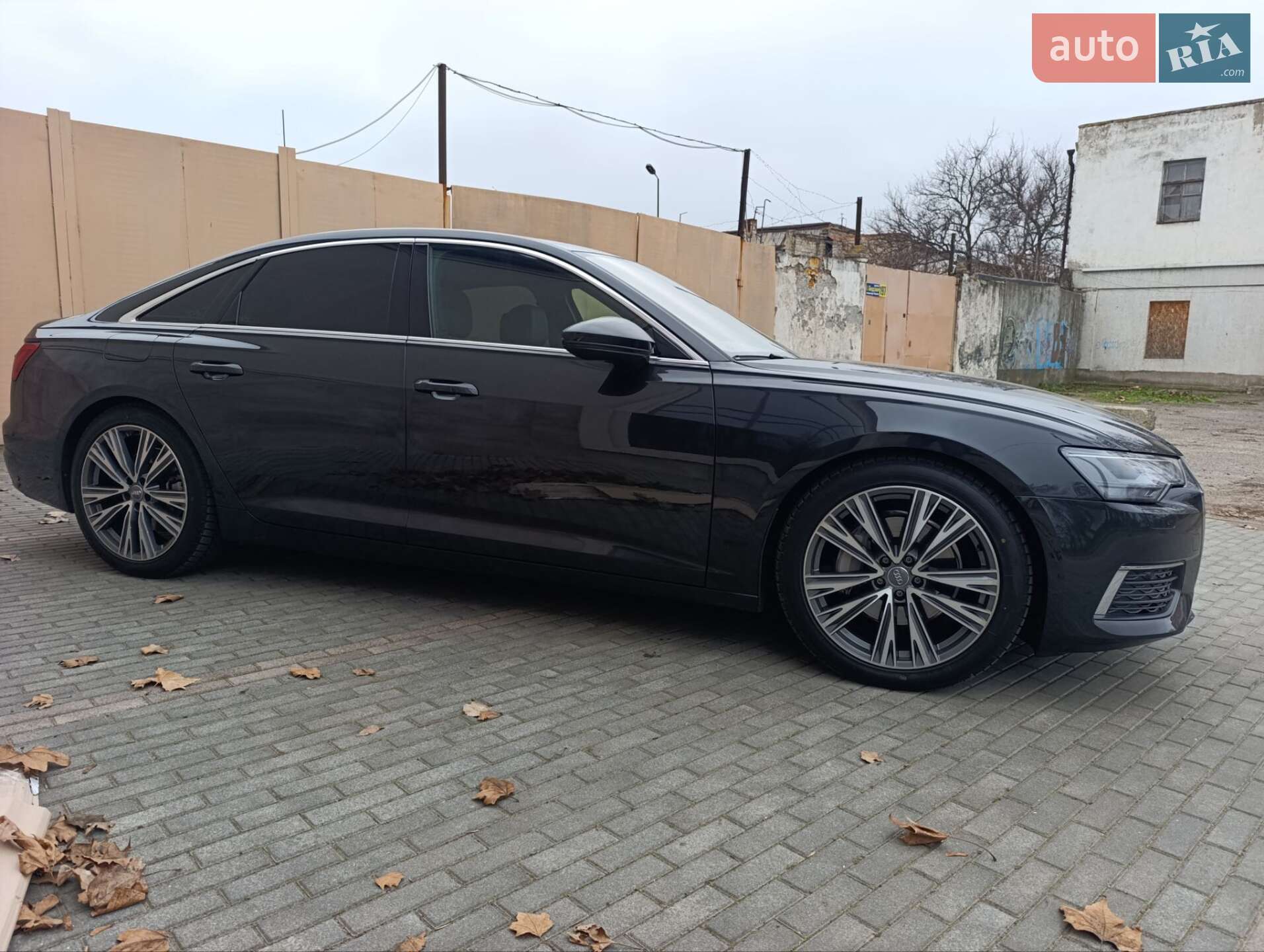 Audi A6 2019 VIN WAUD8AF29LN049713 фото оголошення 4 з 21