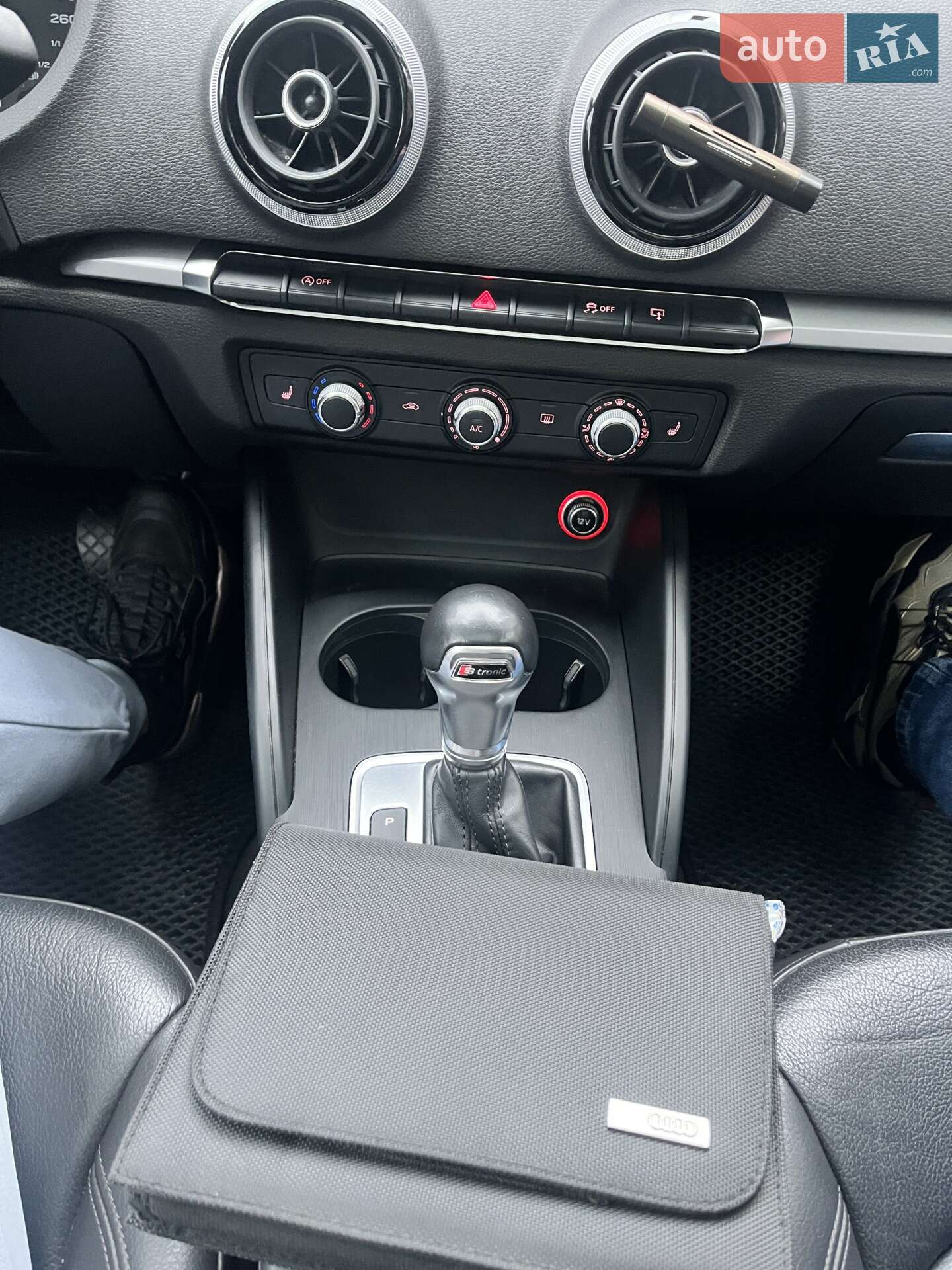 Audi A3 2016 VIN WAUZZZ8V7G1111552 фото оголошення 5 з 11