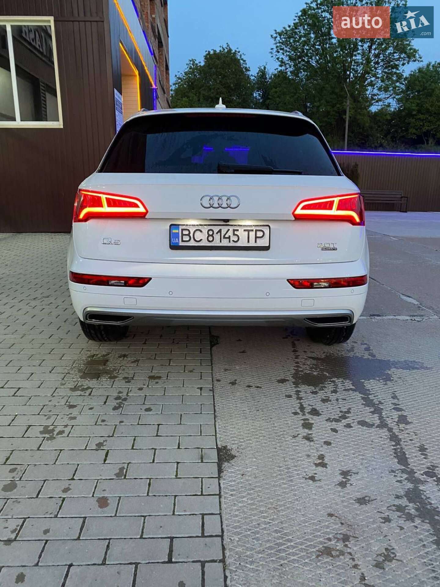 Audi Q5 2017 VIN WA1BNAFY0J2097259 фото оголошення 4 з 21