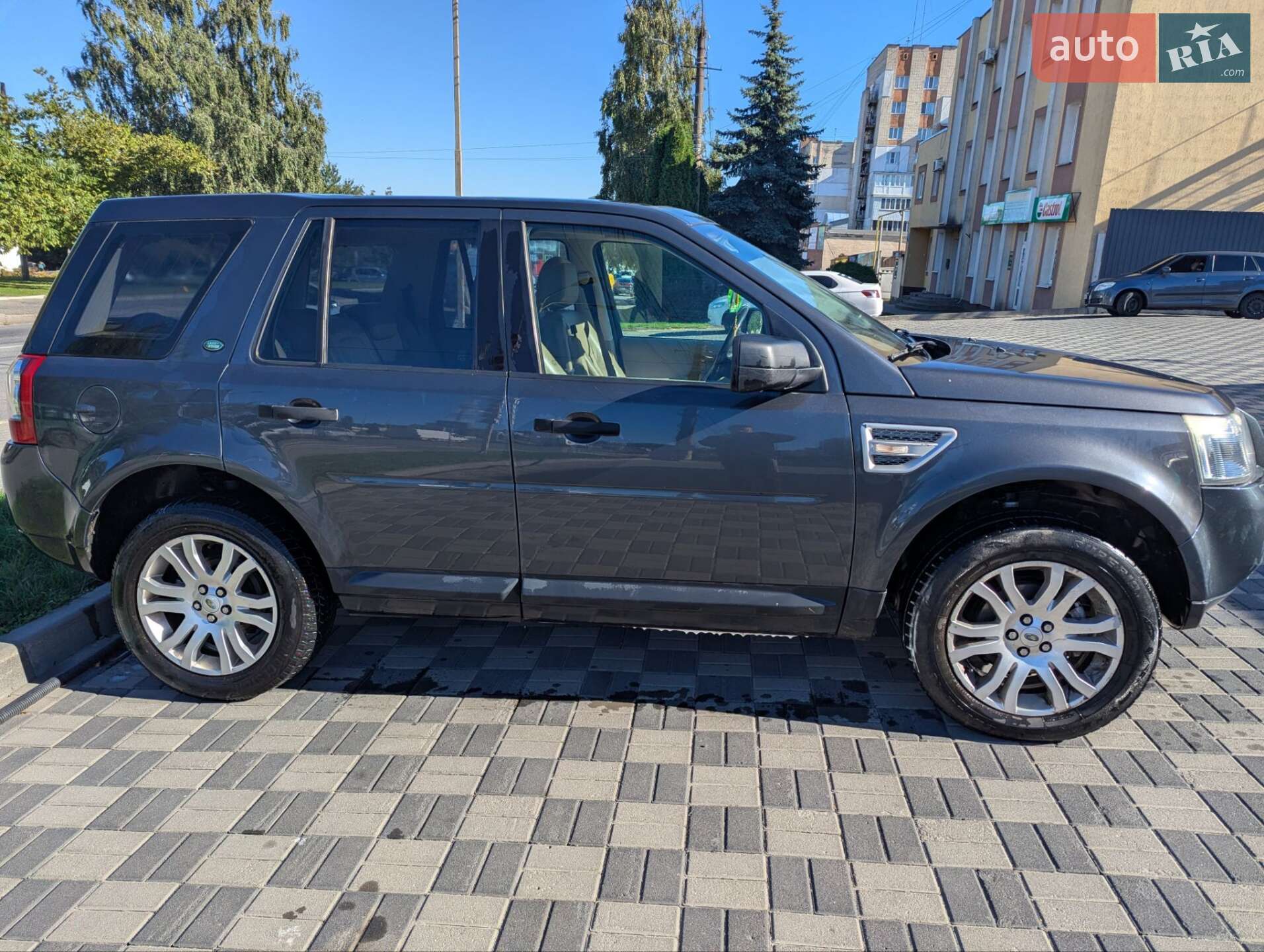 Land Rover Freelander 2009 VIN SALFA2DC1AH150301 фото оголошення 3 з 10