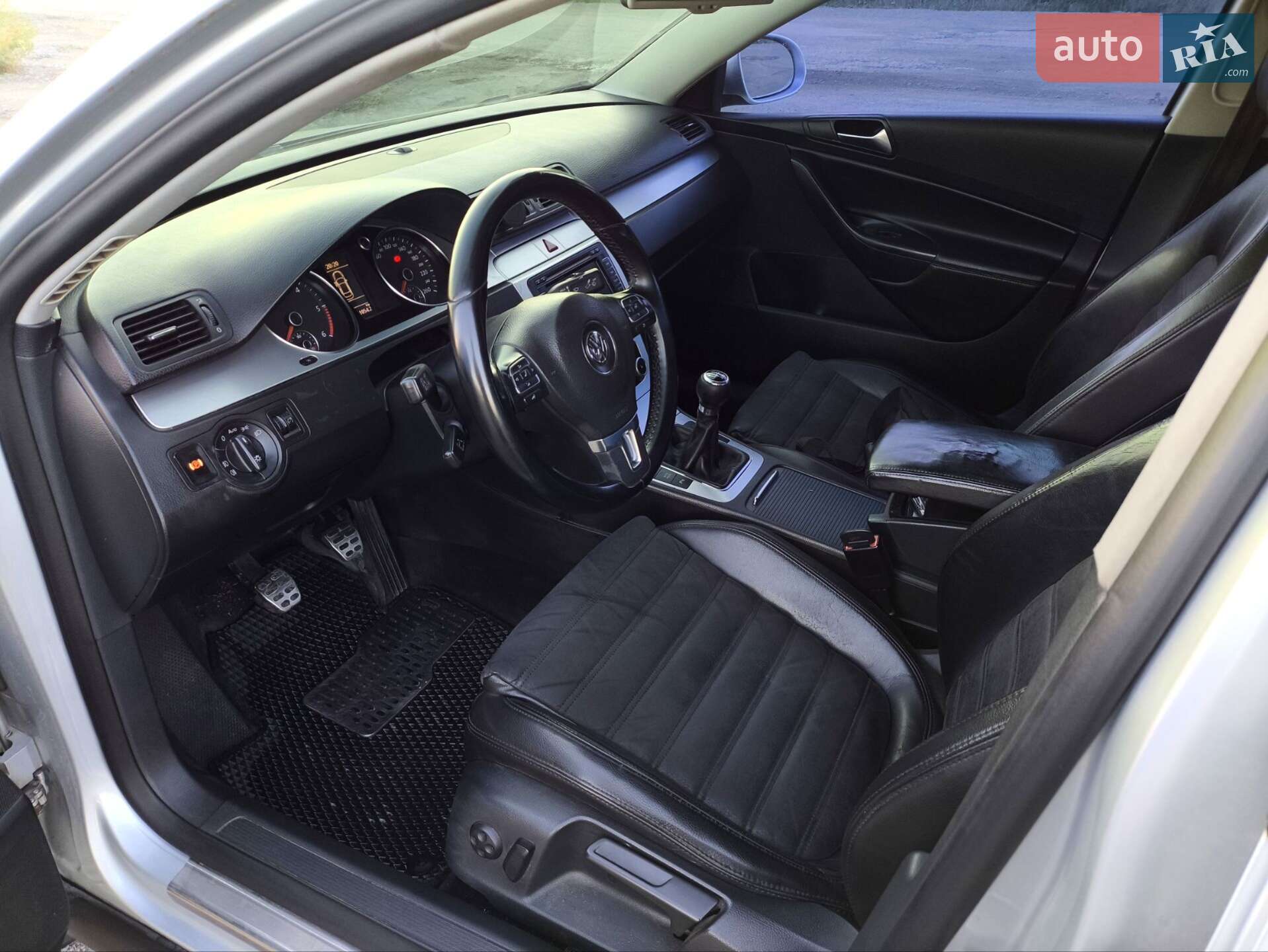 Volkswagen Passat 2010 VIN WVWZZZ3CZAP054614 фото оголошення 11 з 28