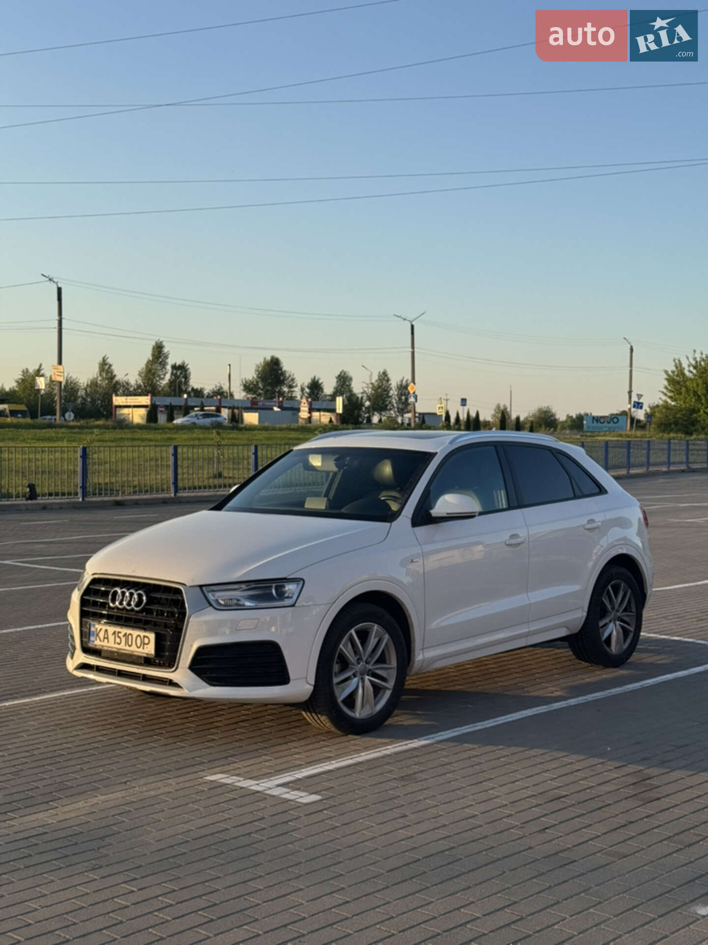 Audi Q3 2018 VIN WA1BCCFS7JR029576 фото оголошення 38 з 38