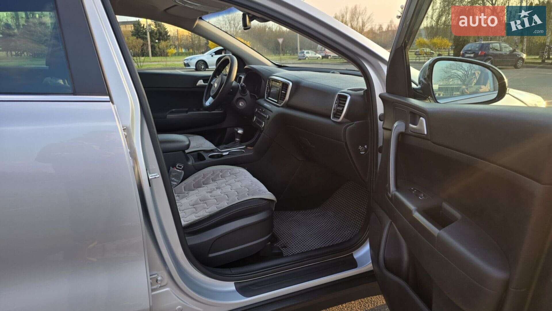 Kia Sportage 2020 VIN U5YPG812HLL886794 фото оголошення 19 з 51