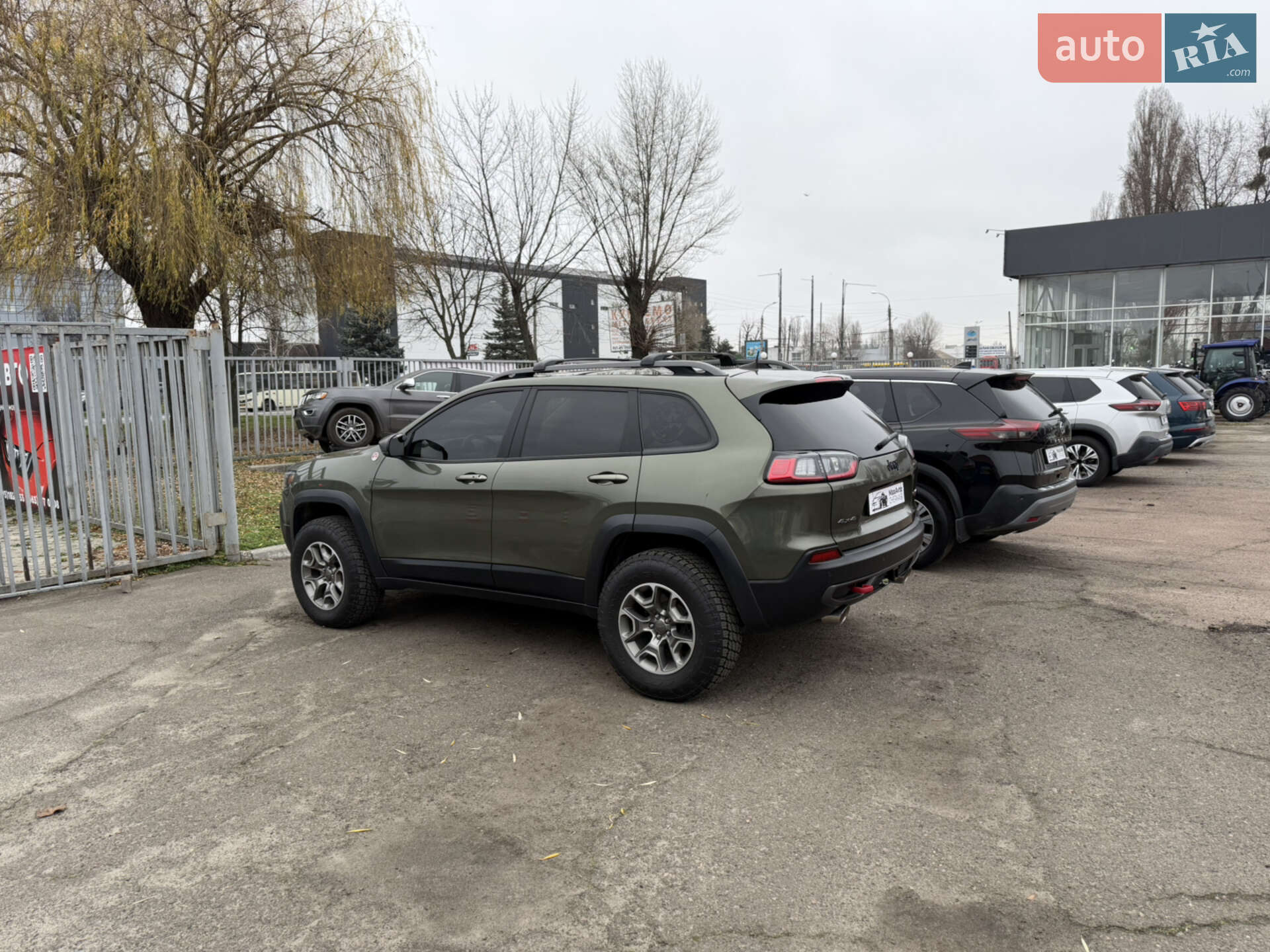 Jeep Cherokee 2020 VIN 1C4PJMBX2MD172963 фото оголошення 6 з 51
