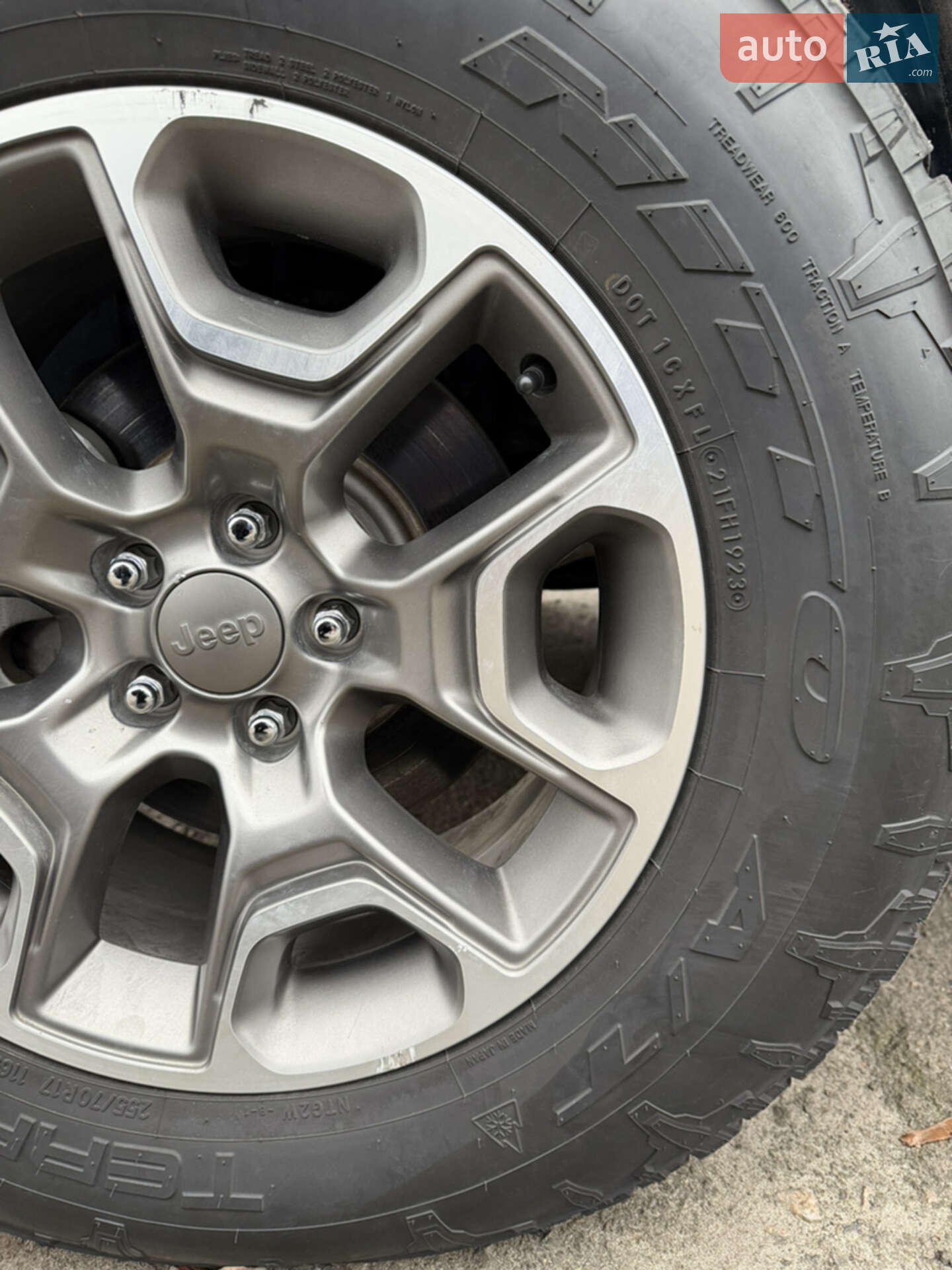 Jeep Cherokee 2020 VIN 1C4PJMBX2MD172963 фото оголошення 15 з 51