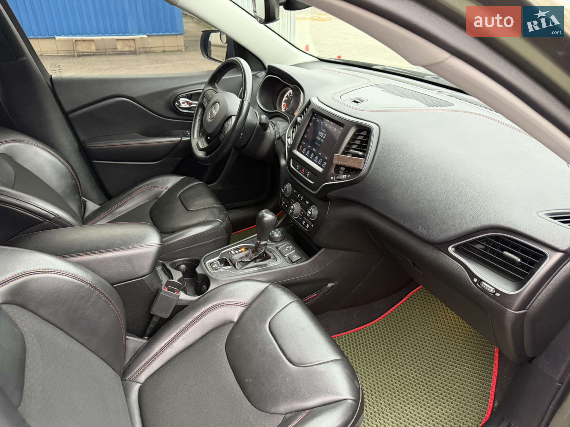Jeep Cherokee 2020 VIN 1C4PJMBX2MD172963 фото оголошення 49 з 51