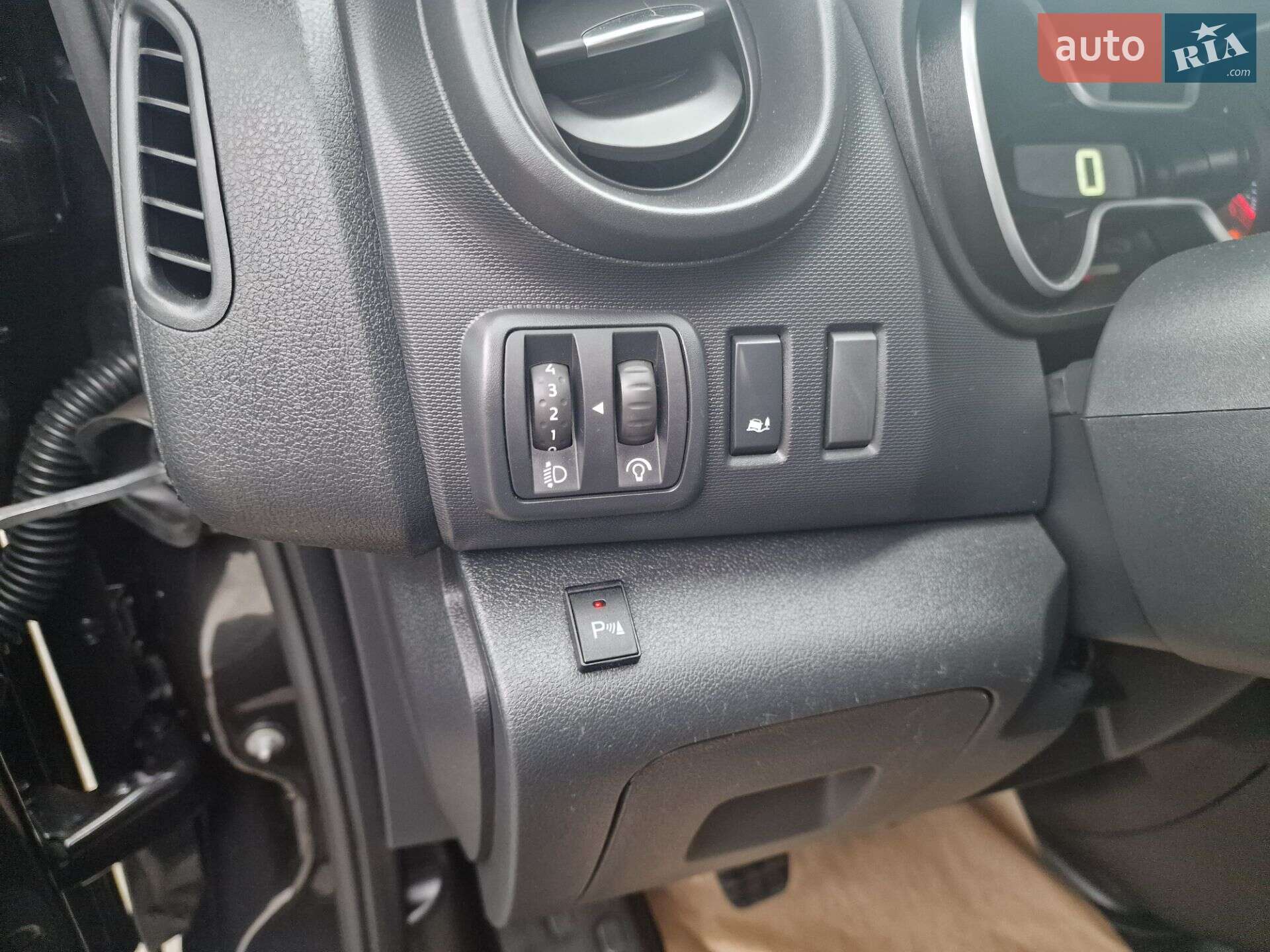 Renault Trafic 2020 VIN VF1FL000865116834 фото оголошення 23 з 32