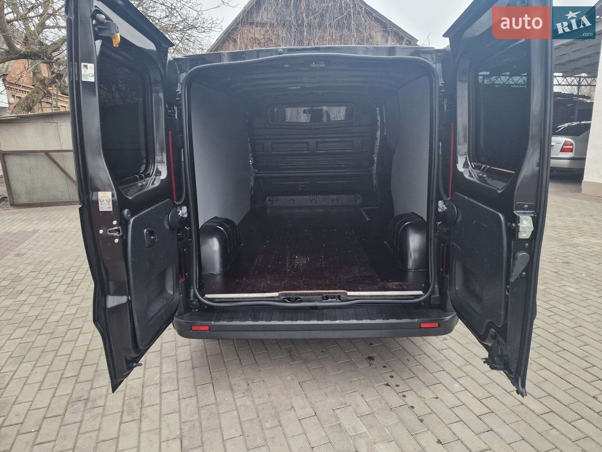 Renault Trafic 2020 VIN VF1FL000865116834 фото оголошення 25 з 32