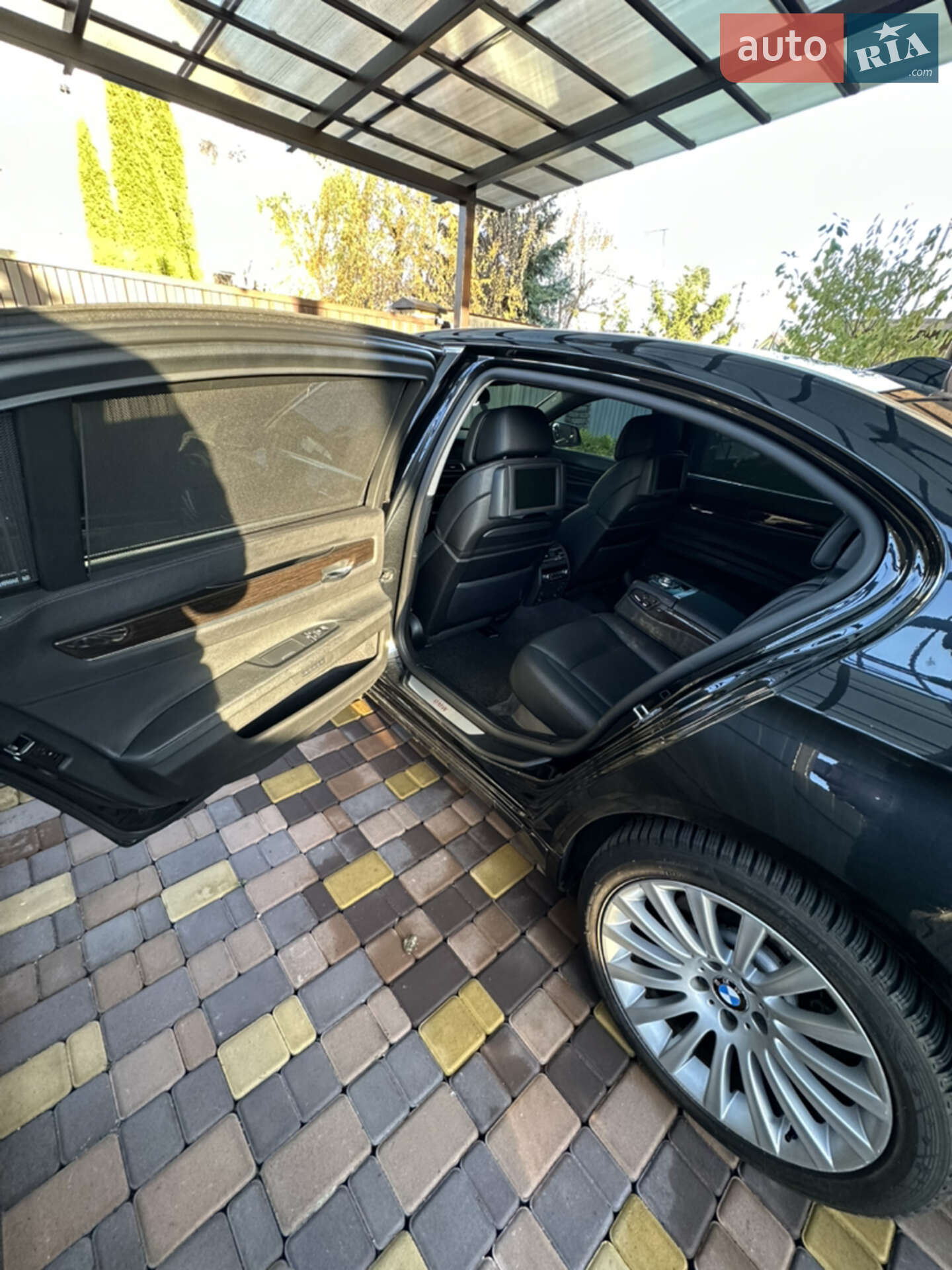 BMW 7 Series 2011 VIN WBAKB4102CC929583 фото оголошення 33 з 47