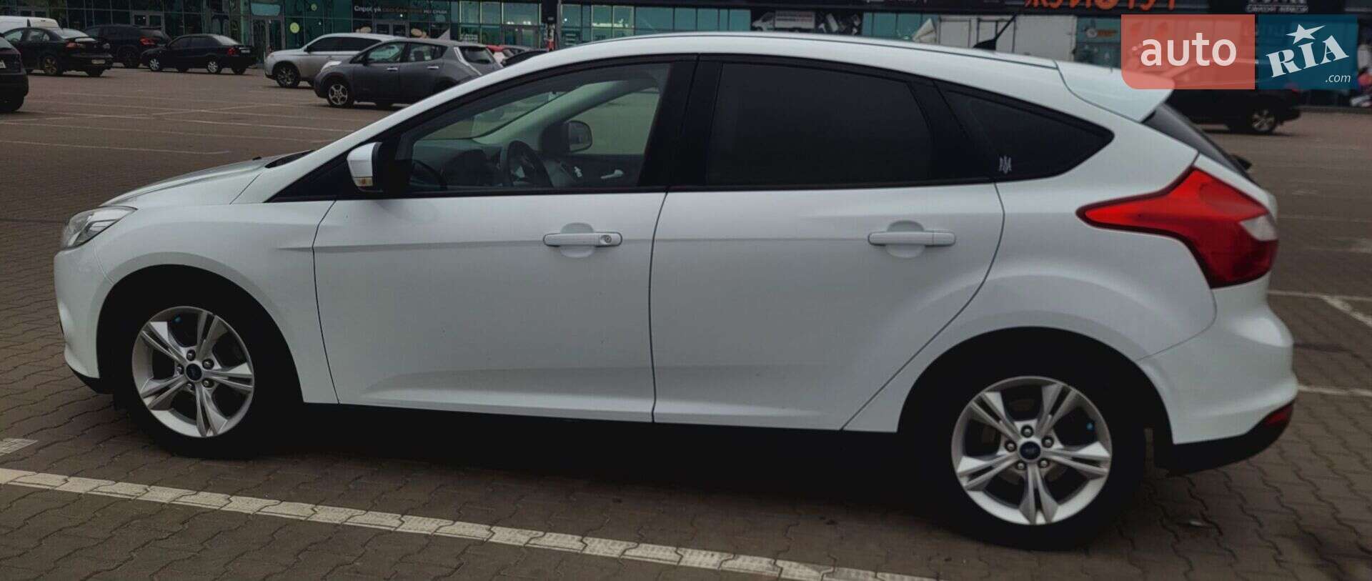 Ford Focus 2013 VIN WF0KXXGCBKDB61676 фото оголошення 3 з 7