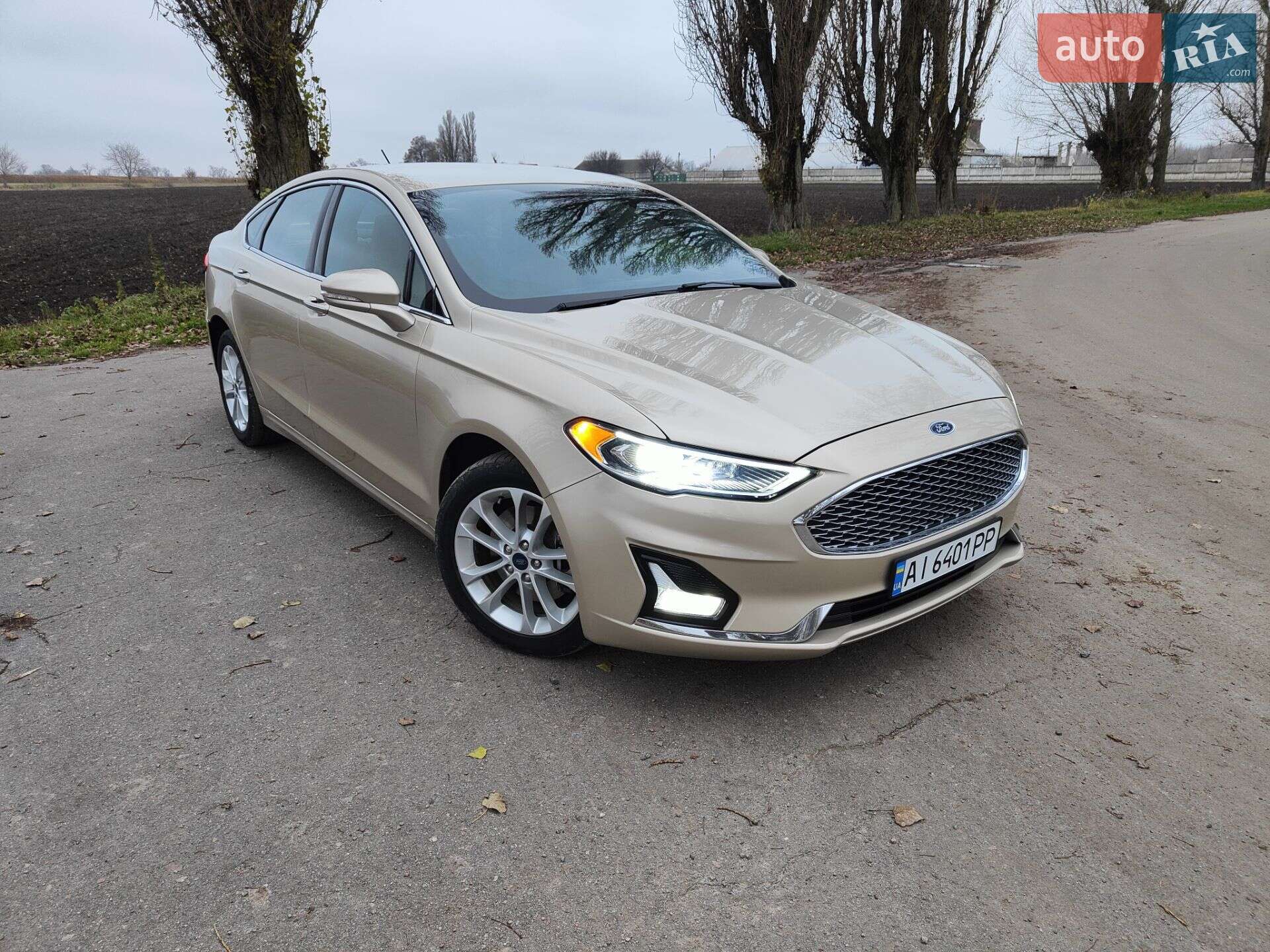 Ford Fusion 2019 VIN 3FA6P0SU4KR185250 фото оголошення 17 з 17